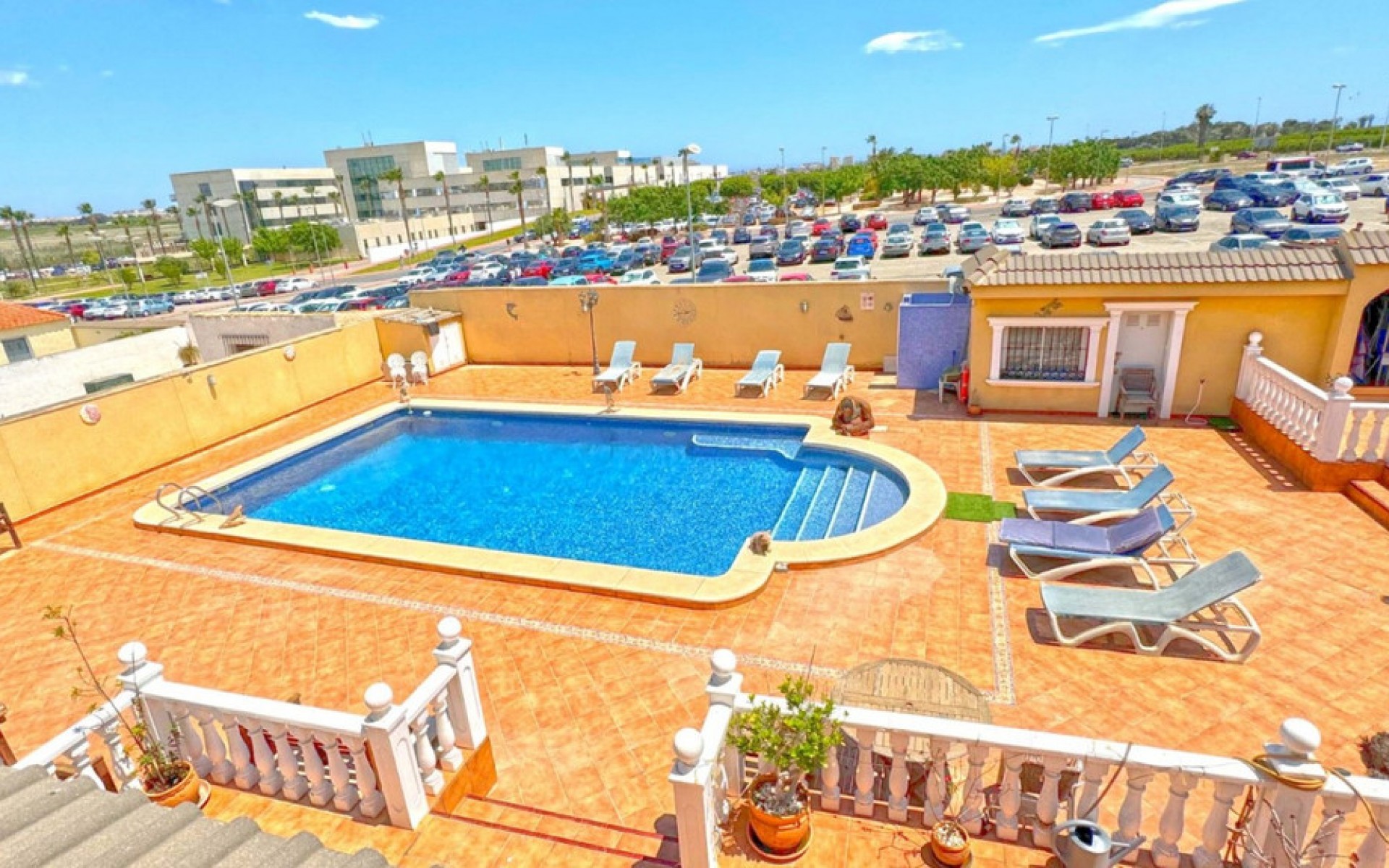 Resale - Villa - Torrevieja - Torrevieja Centro
