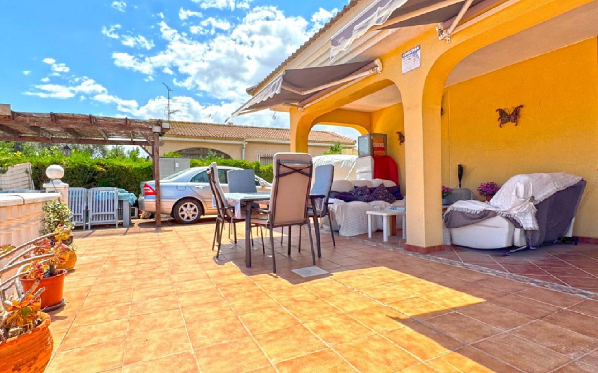 Resale - Villa - Torrevieja - Torrevieja Centro