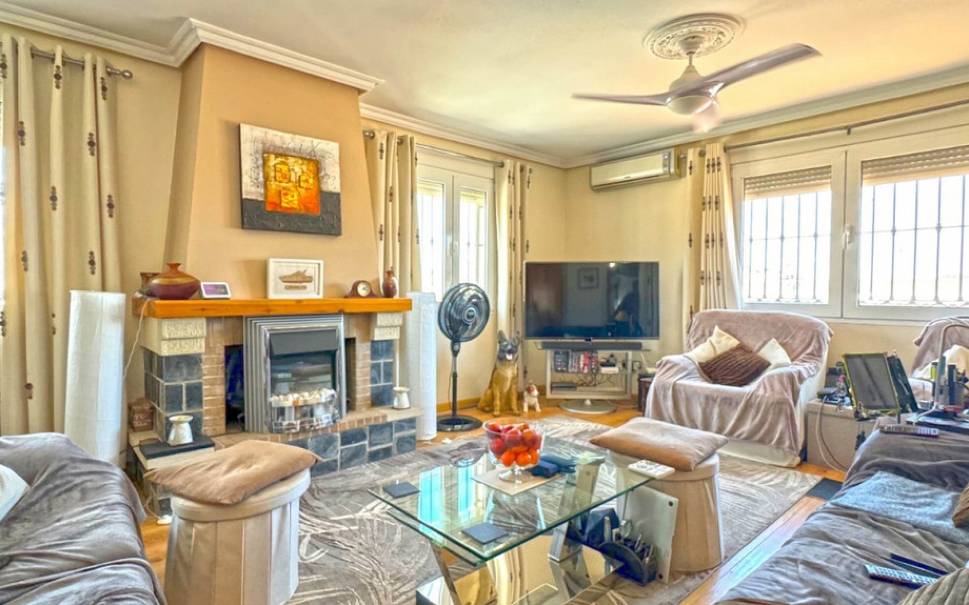 Resale - Villa - Torrevieja - Torrevieja Centro