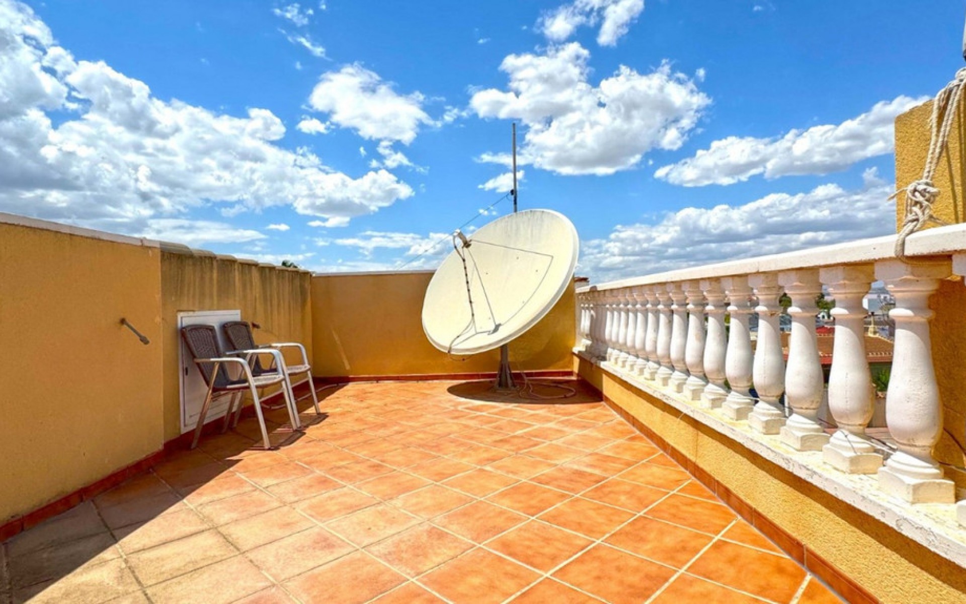 Resale - Villa - Torrevieja - Torrevieja Centro