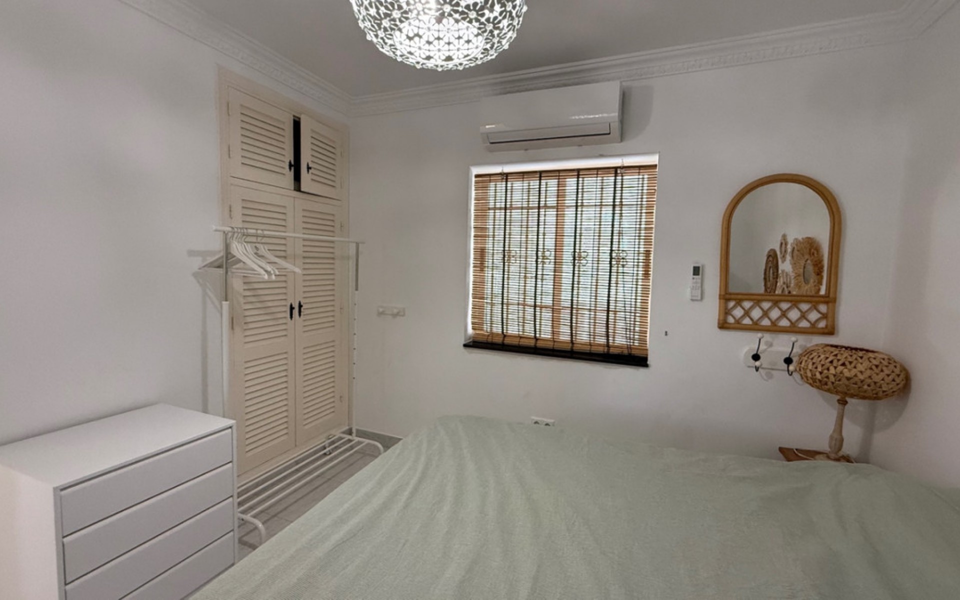 Resale - Villa - Torrevieja - Torrevieja Centro