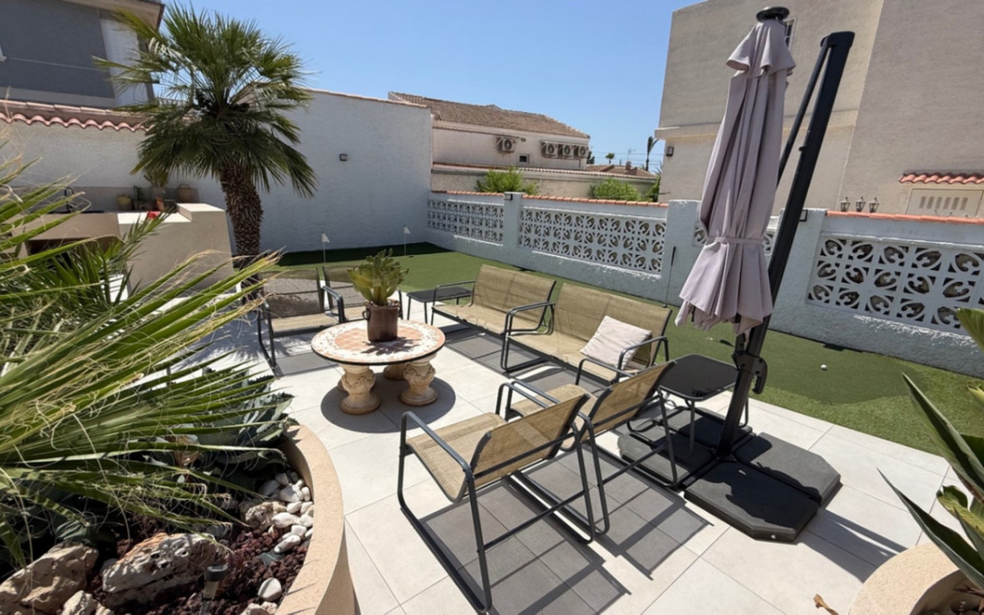 Resale - Villa - Torrevieja - Torrevieja Centro