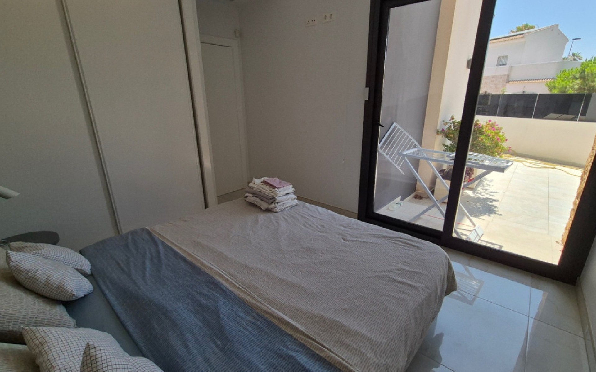 Resale - Villa - Torrevieja - Torrevieja Centro