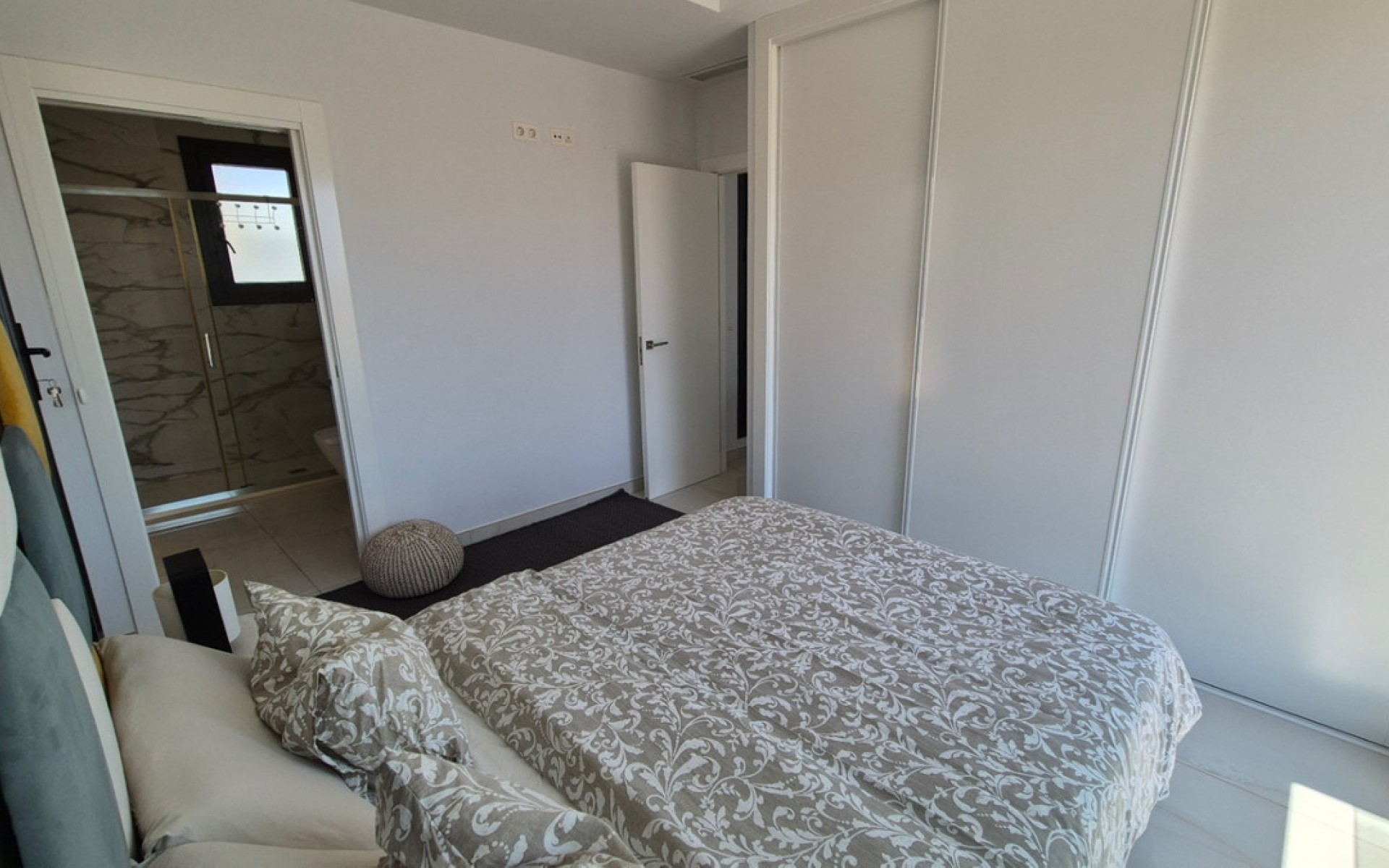 Resale - Villa - Torrevieja - Torrevieja Centro