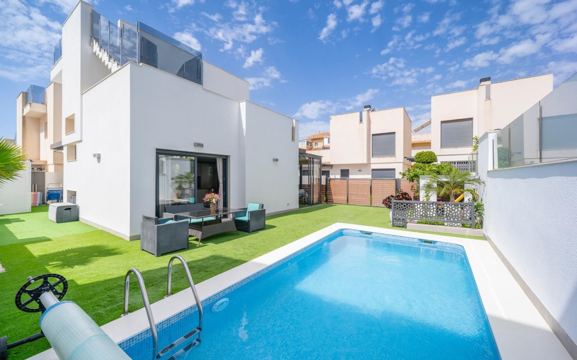 Resale - Villa - Torrevieja - Torrevieja Centro