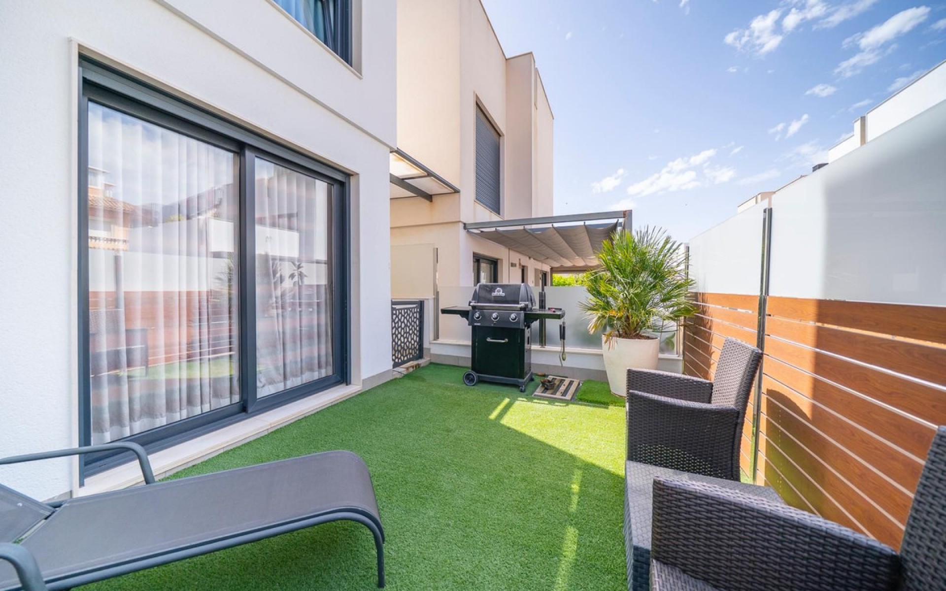 Resale - Villa - Torrevieja - Torrevieja Centro