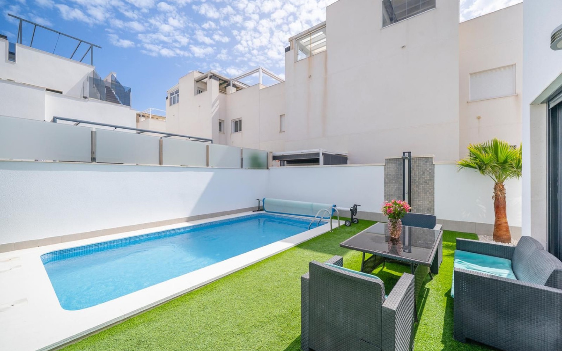 Resale - Villa - Torrevieja - Torrevieja Centro