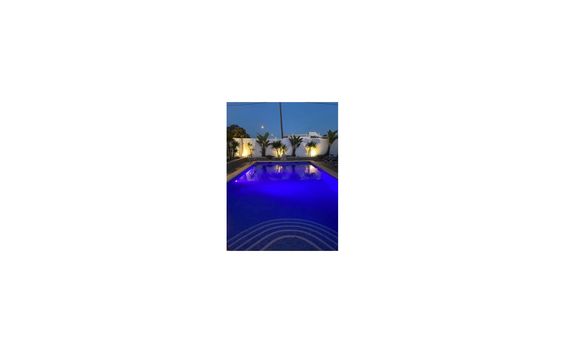 Resale - Villa - Torrevieja - Torrevieja Centro