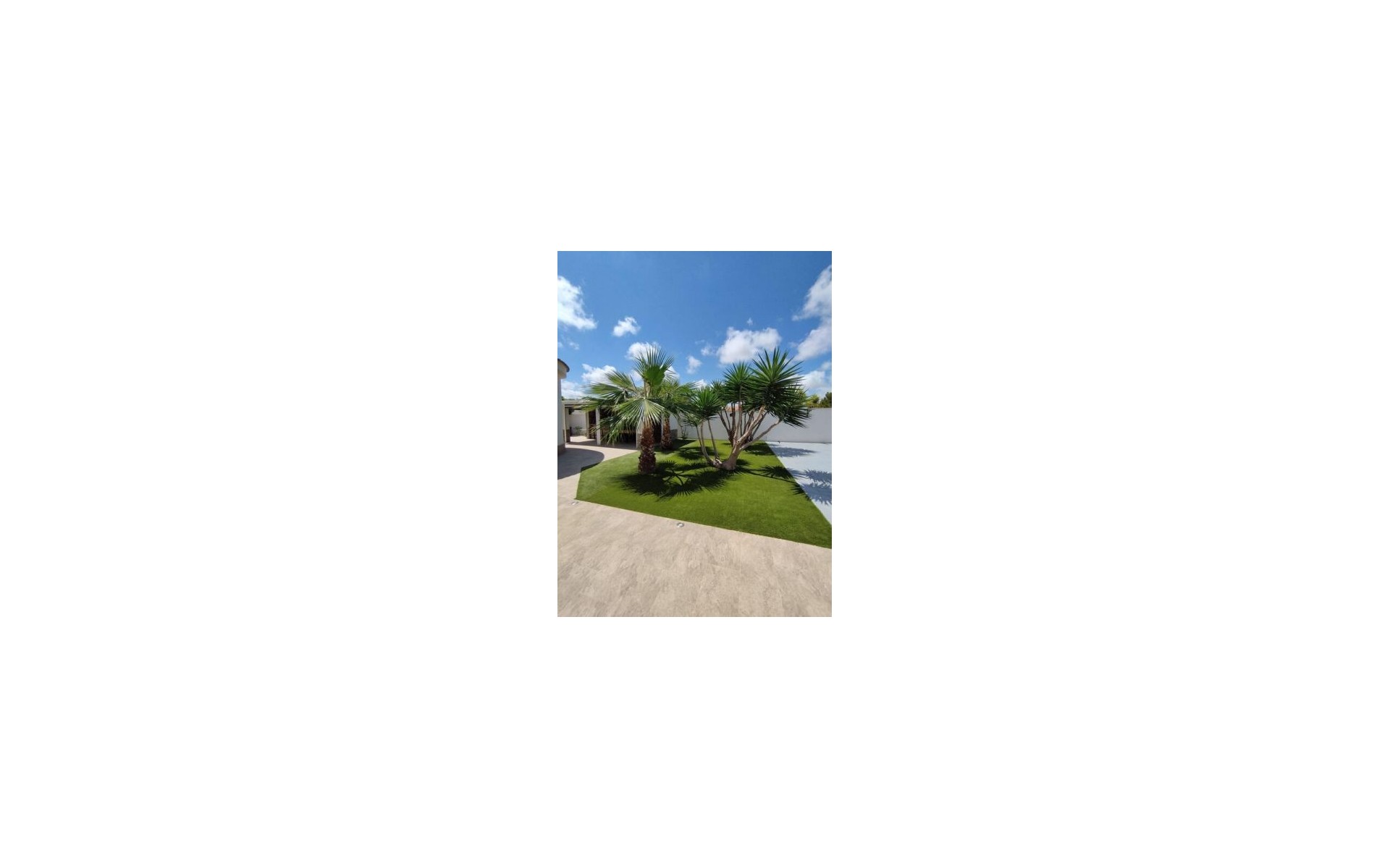 Resale - Villa - Torrevieja - Torrevieja Centro