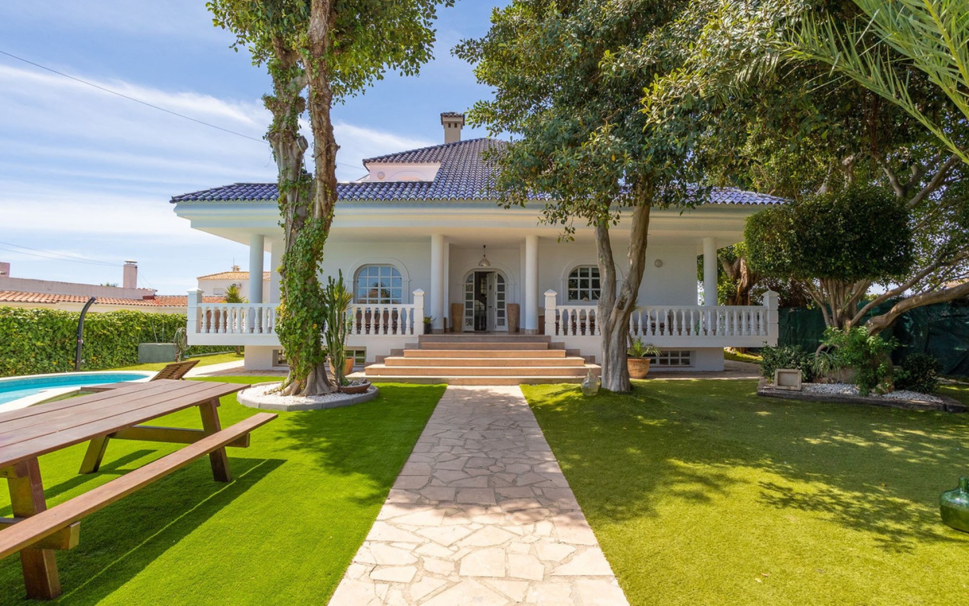 Resale - Villa - Torrevieja - Torrevieja Centro