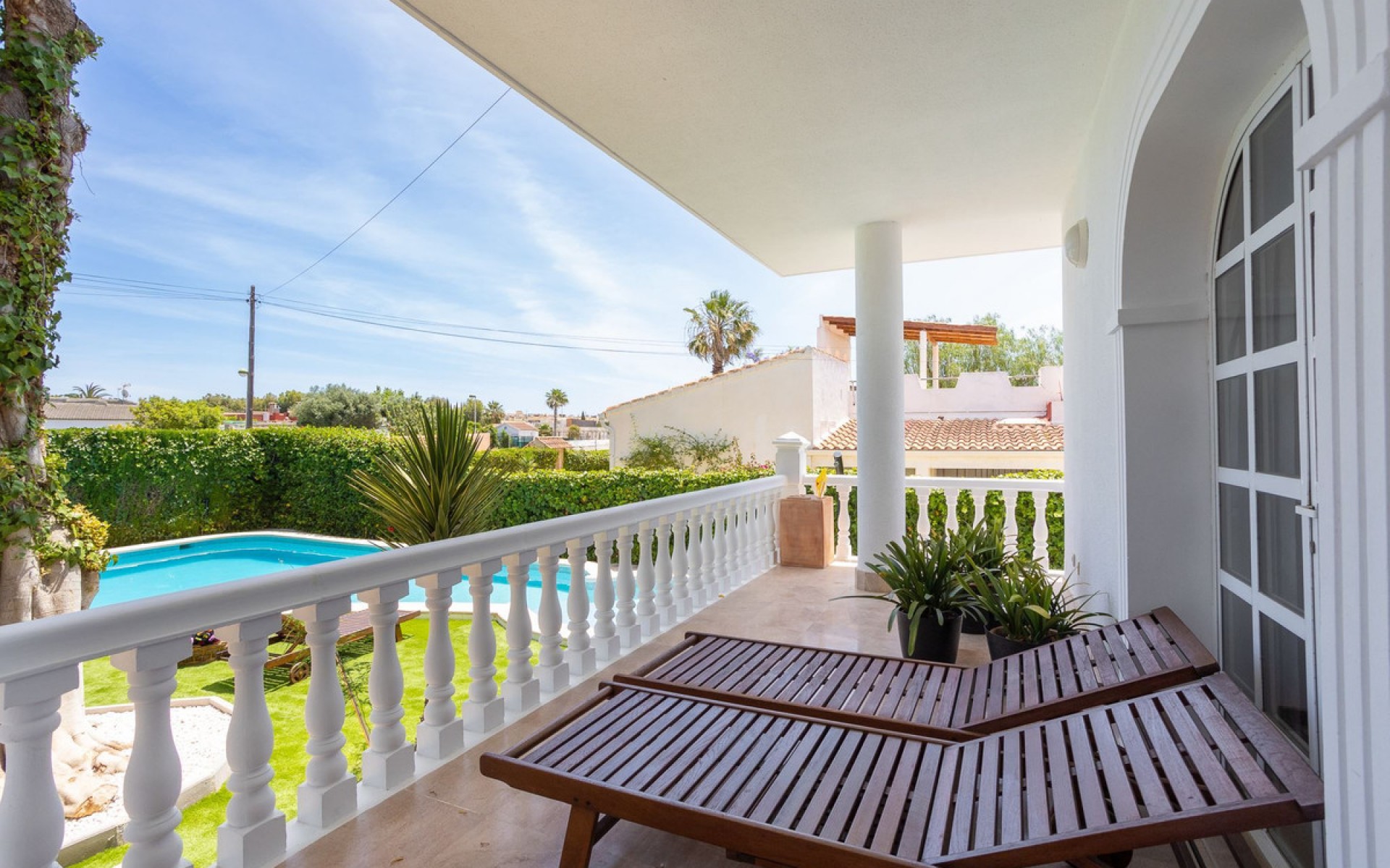 Resale - Villa - Torrevieja - Torrevieja Centro