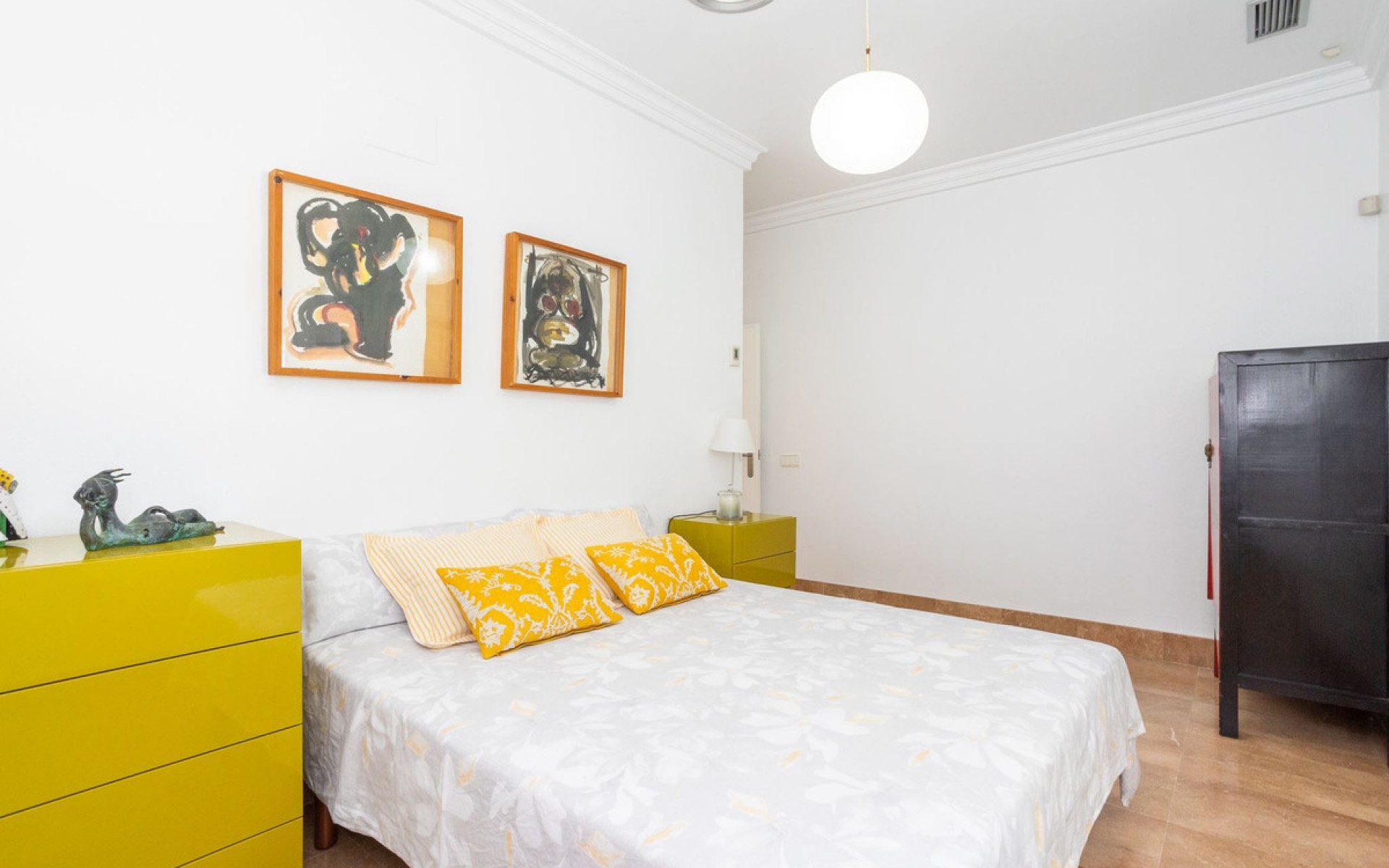 Resale - Villa - Torrevieja - Torrevieja Centro