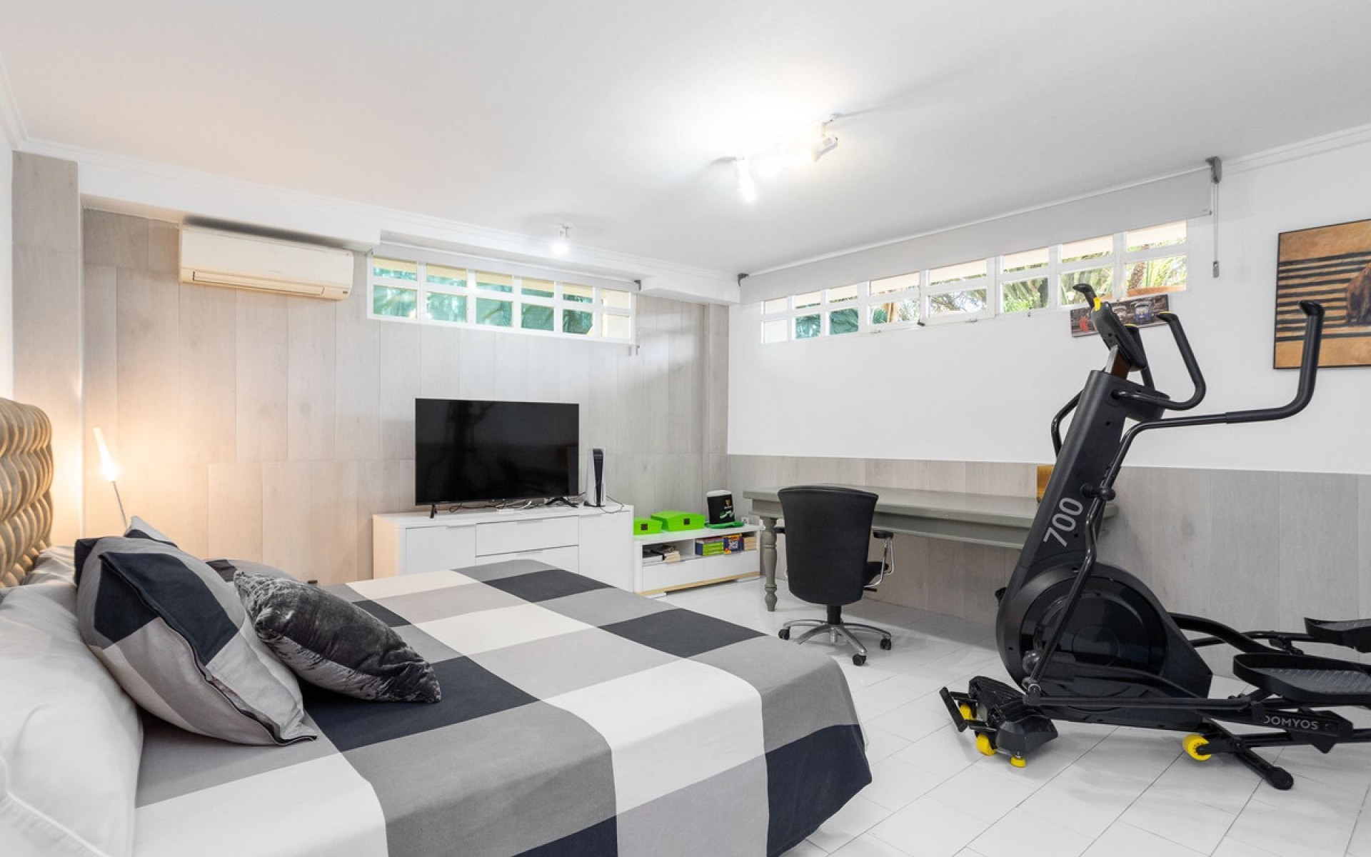 Resale - Villa - Torrevieja - Torrevieja Centro