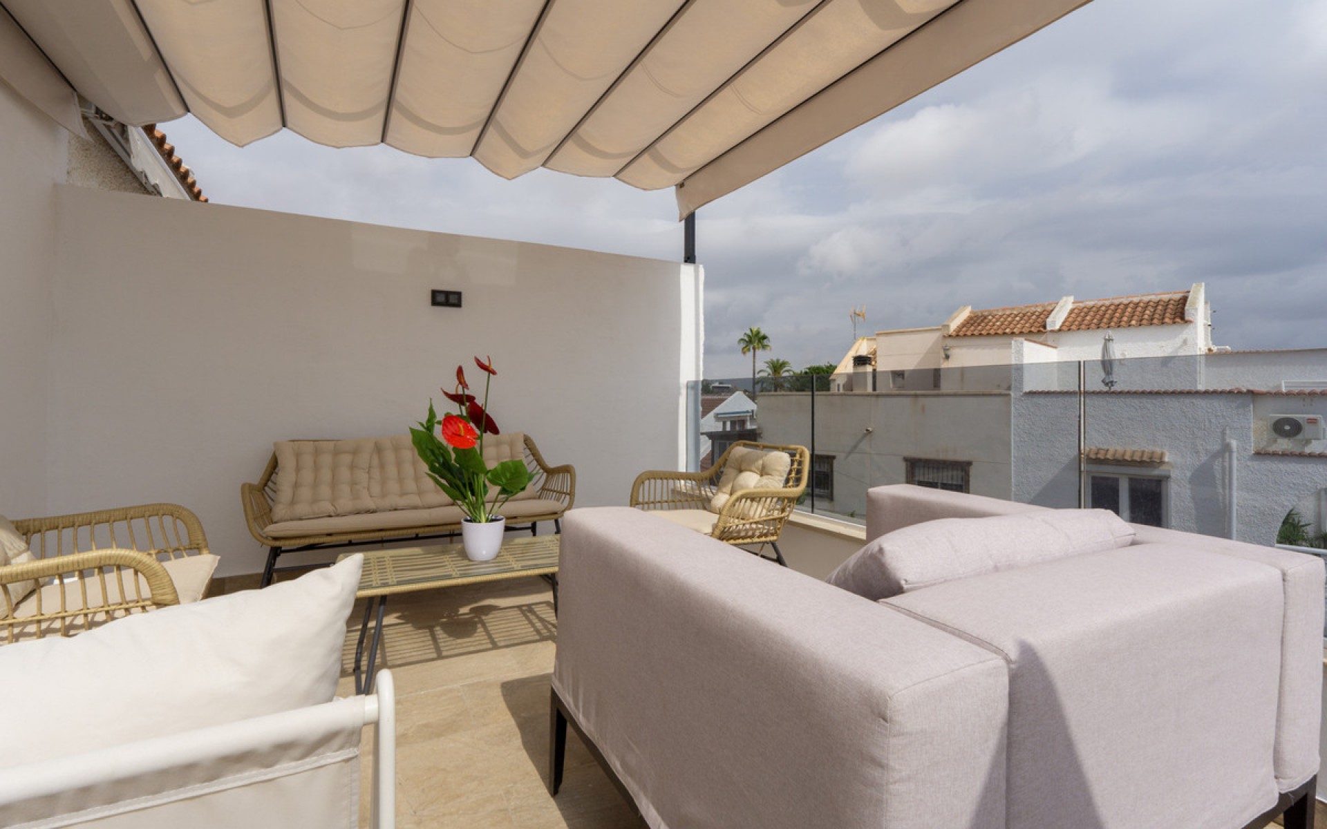 Resale - Villa - Torrevieja - Torrevieja Centro