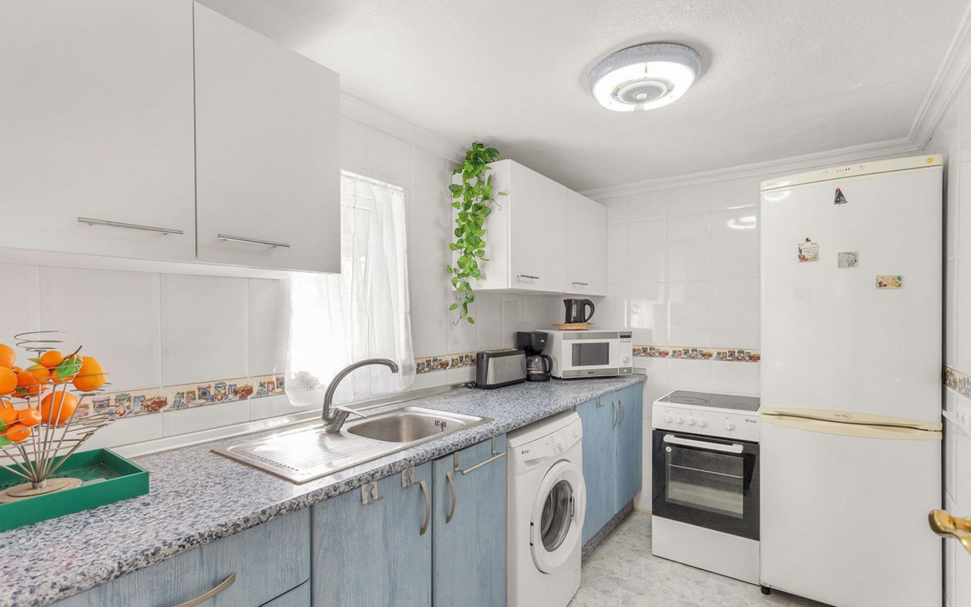 Resale - Villa - Torrevieja - Torrevieja Centro