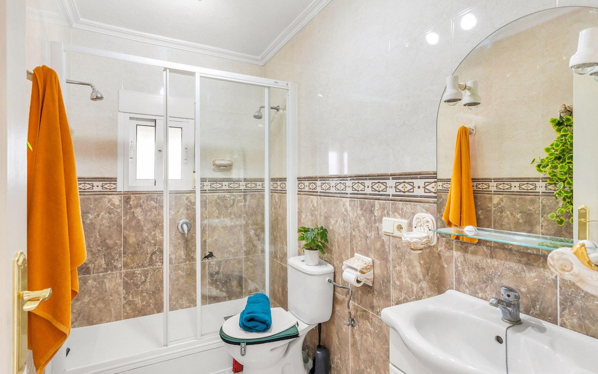 Resale - Villa - Torrevieja - Torrevieja Centro