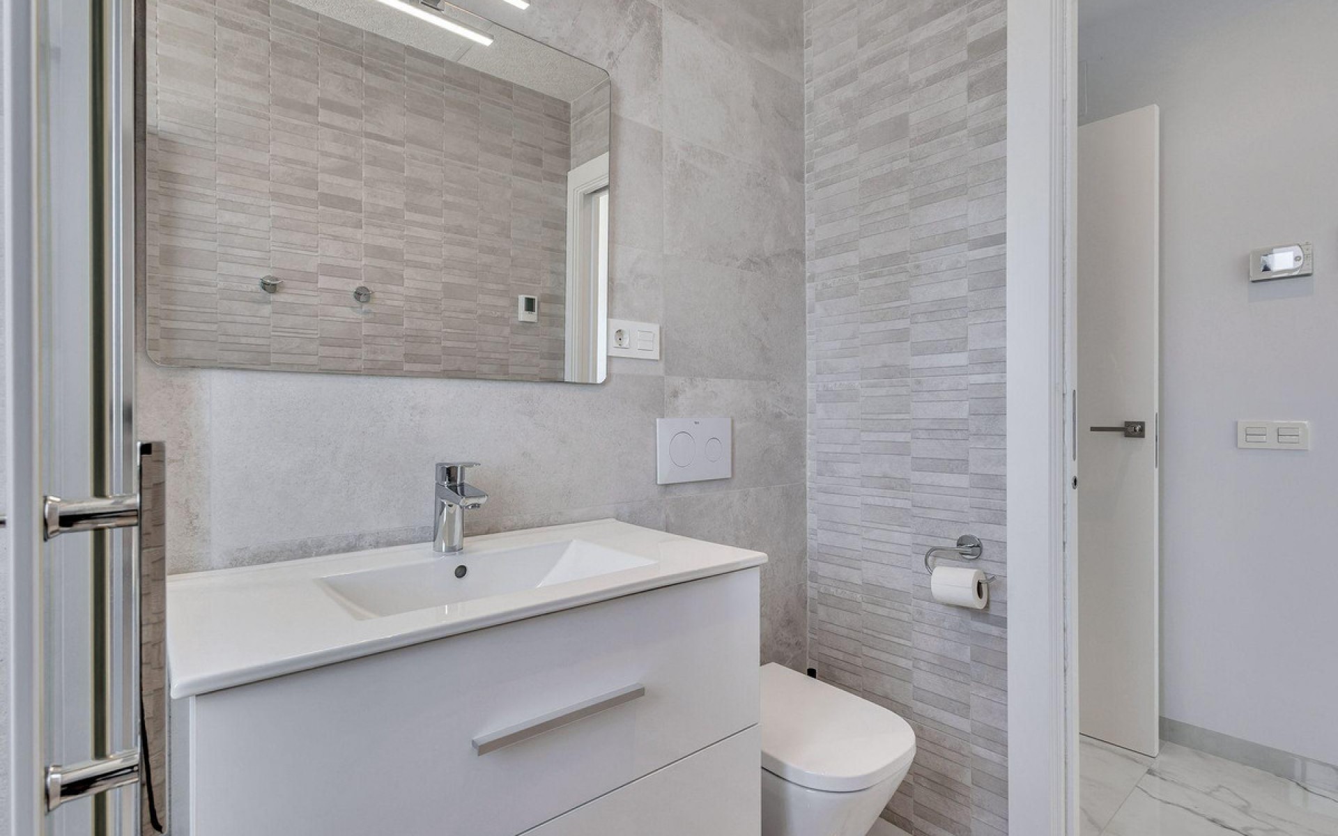 Resale - Villa - Torrevieja - Torrevieja Centro