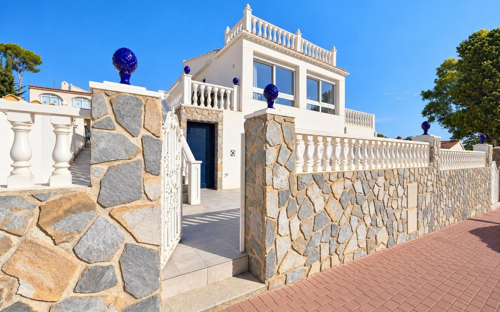 Resale - Villa - Torrevieja - Torrevieja Centro