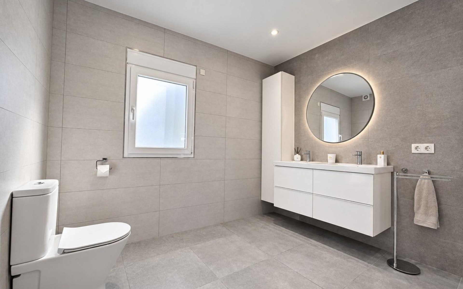 Resale - Villa - Torrevieja - Torrevieja Centro