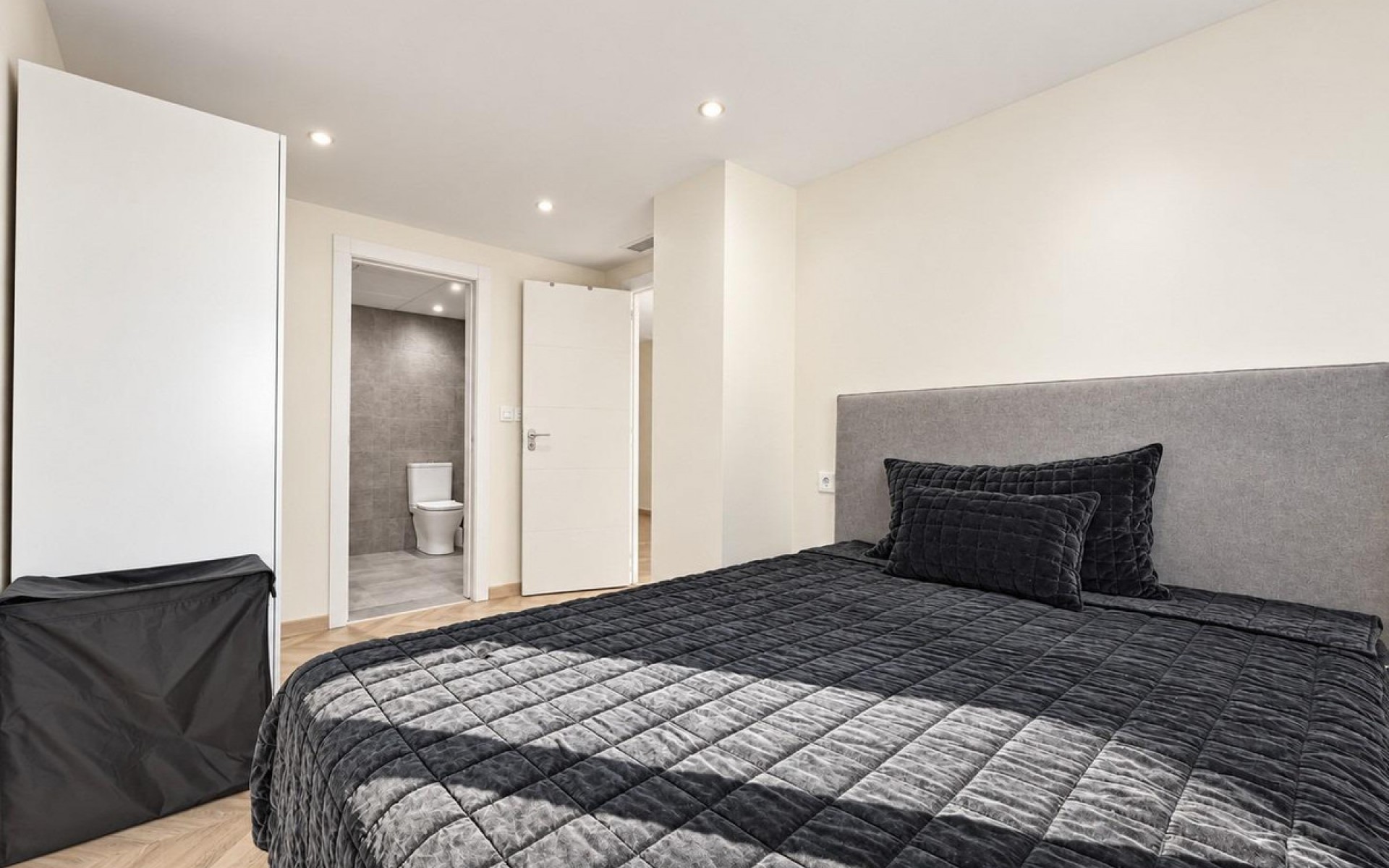 Resale - Villa - Torrevieja - Torrevieja Centro