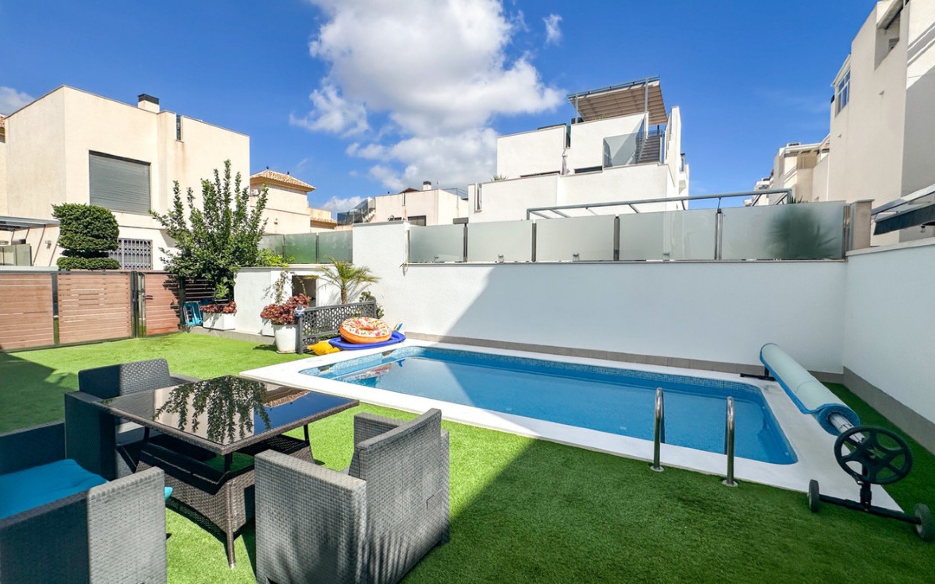 Resale - Villa - Torrevieja - Torrevieja Centro