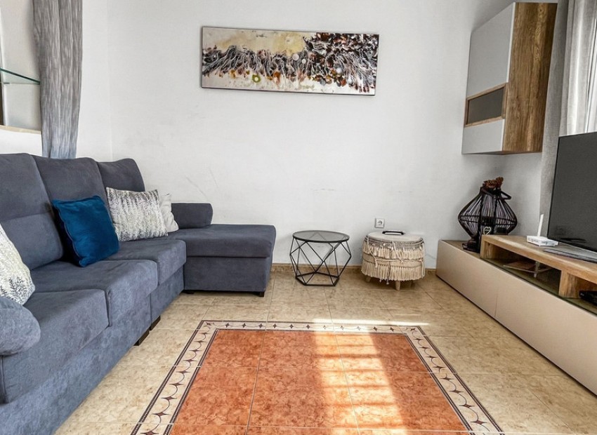Resale - Villa - Torrevieja - Torrevieja Centro