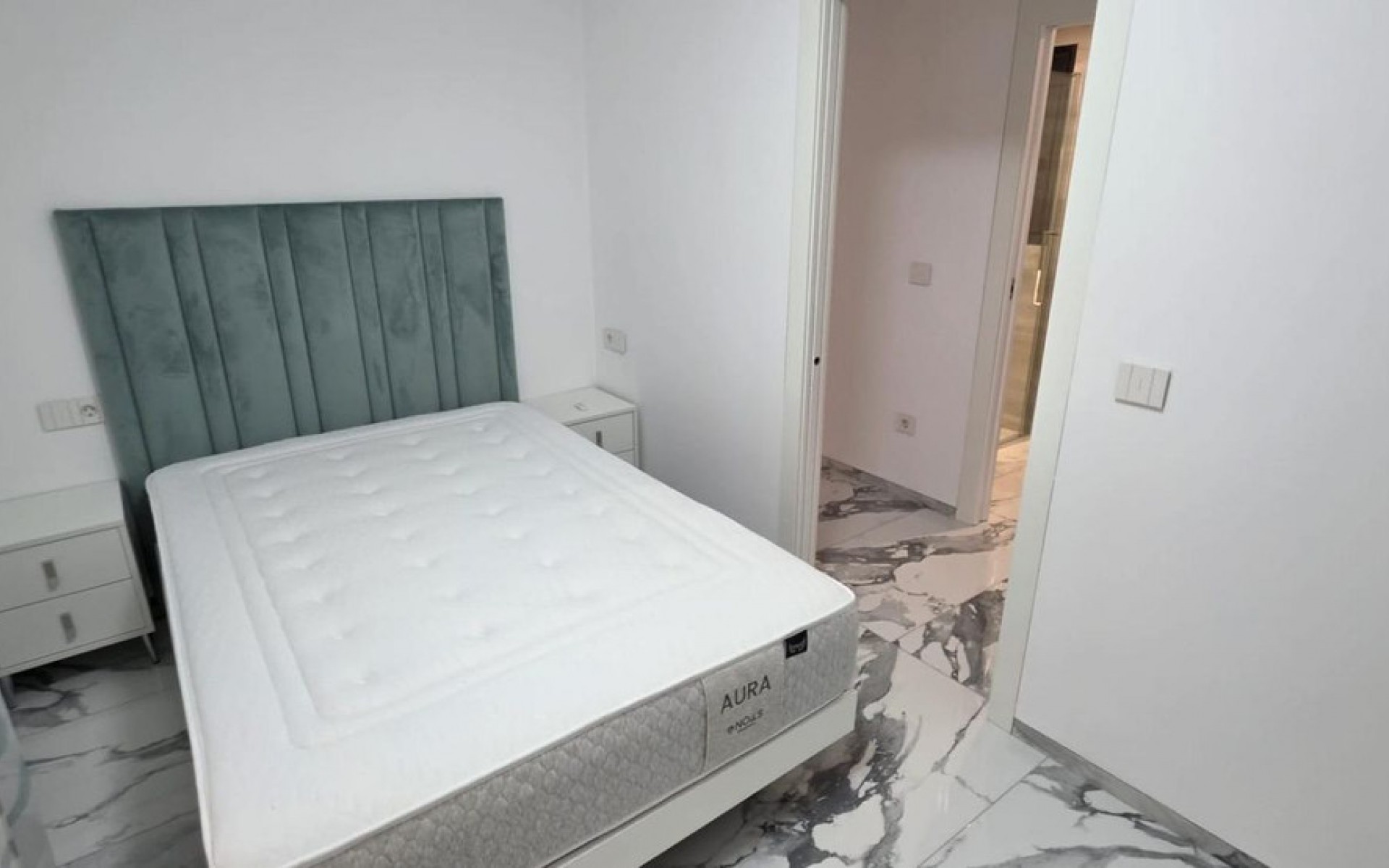 Resale - Villa - Torrevieja - Torrevieja Centro