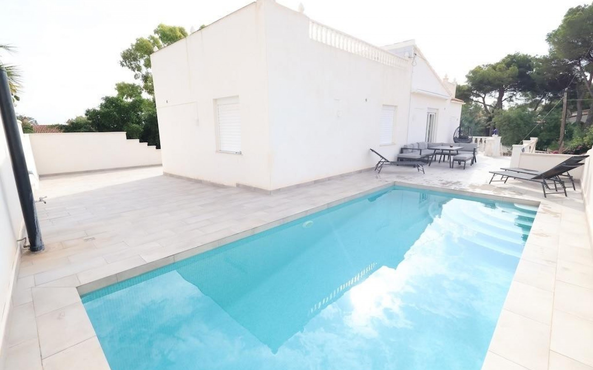 Resale - Villa - Torrevieja - Torrevieja Centro