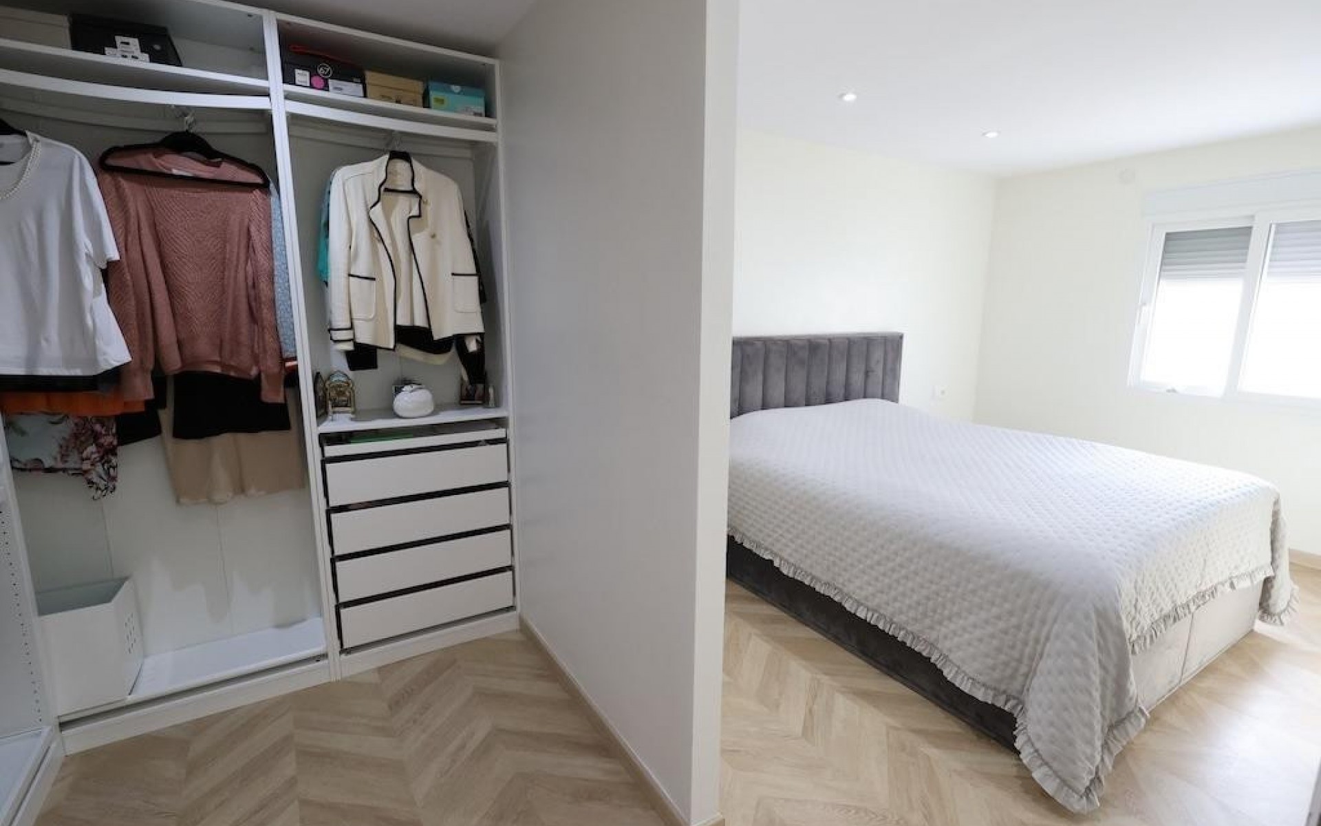 Resale - Villa - Torrevieja - Torrevieja Centro