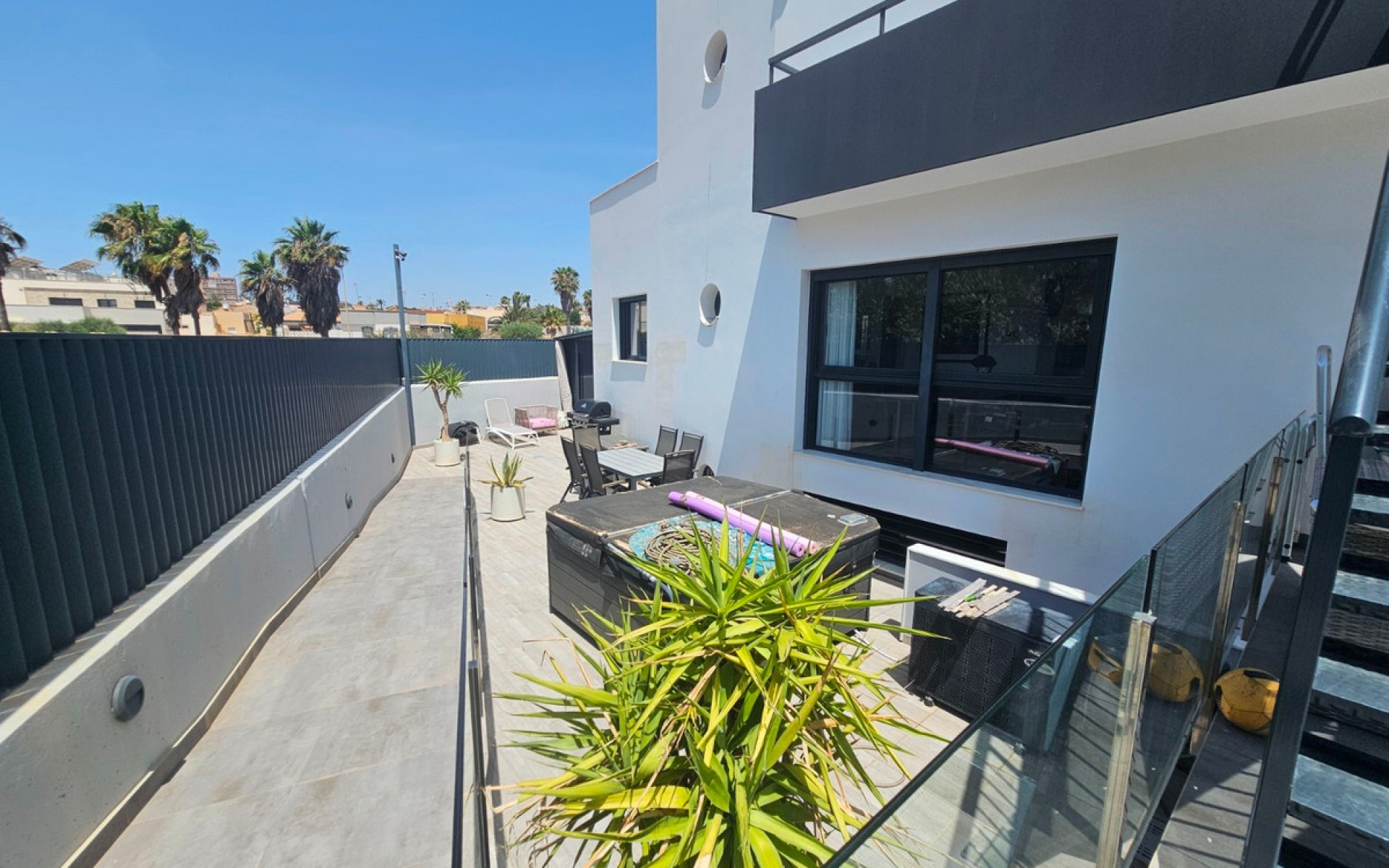 Resale - Villa - Torrevieja - Torrevieja Centro