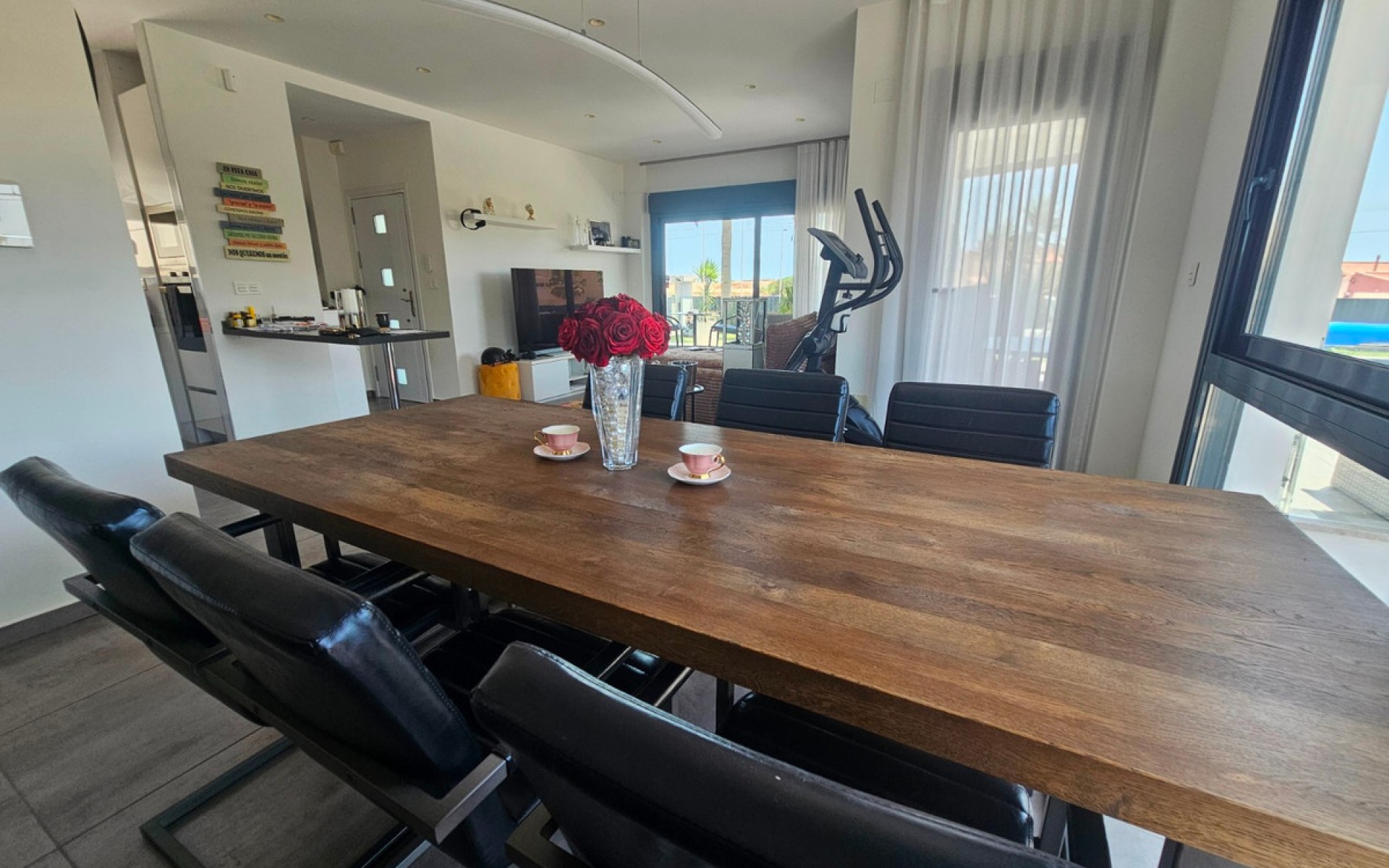 Resale - Villa - Torrevieja - Torrevieja Centro