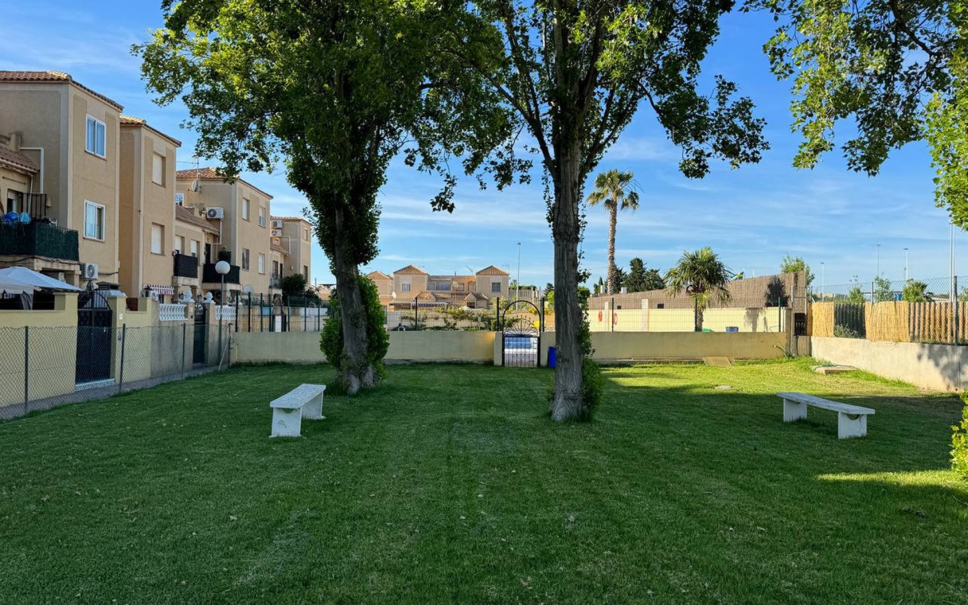 Resale - Villa - Torrevieja - Torrevieja Centro