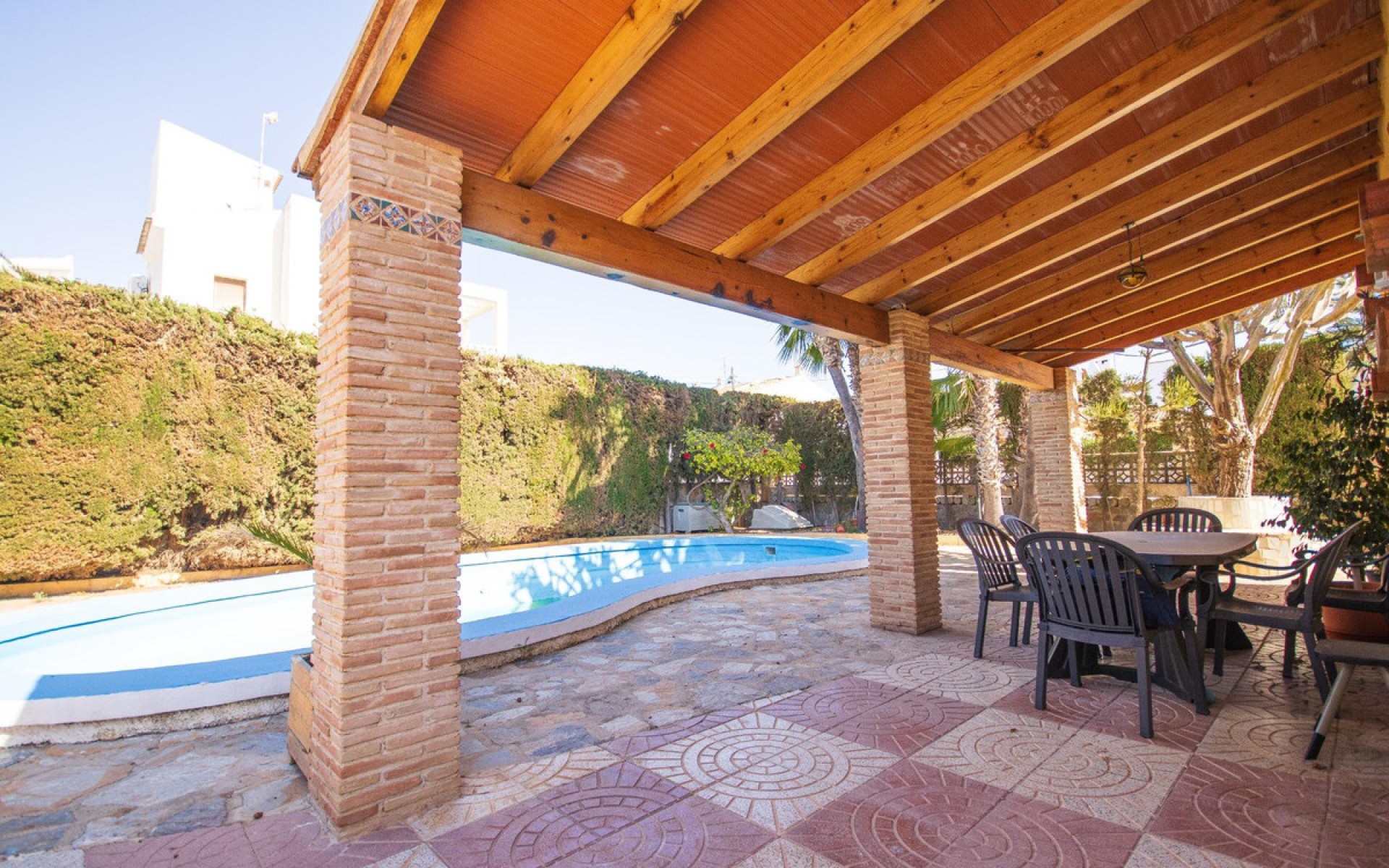 Resale - Villa - Torrevieja - Torrevieja Centro