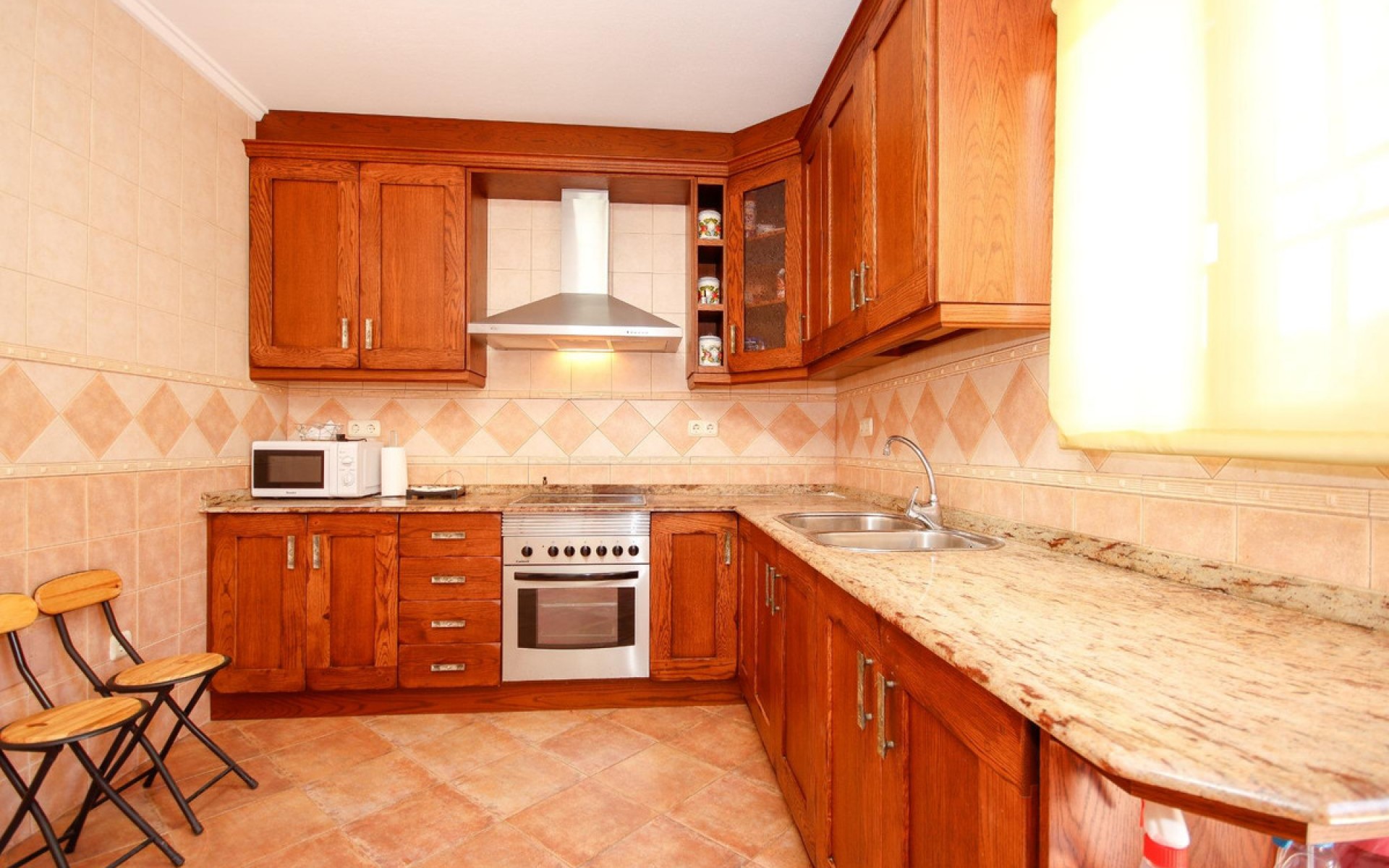 Resale - Villa - Torrevieja - Torrevieja Centro