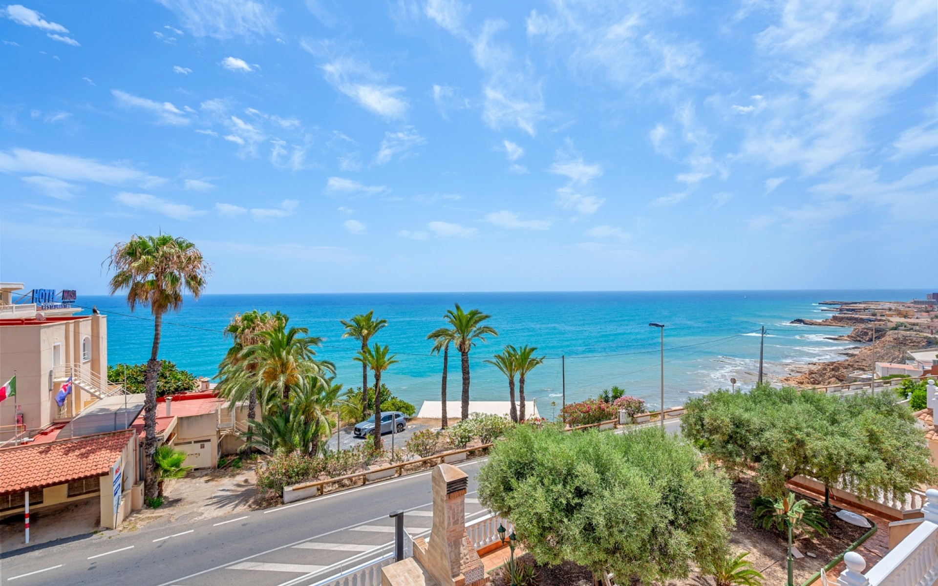 Resale - Villa - Torrevieja