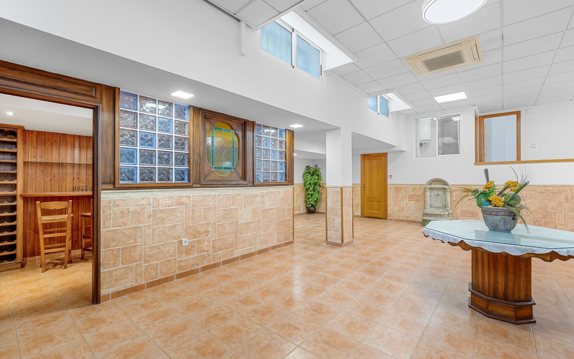 Resale - Villa - Torrevieja