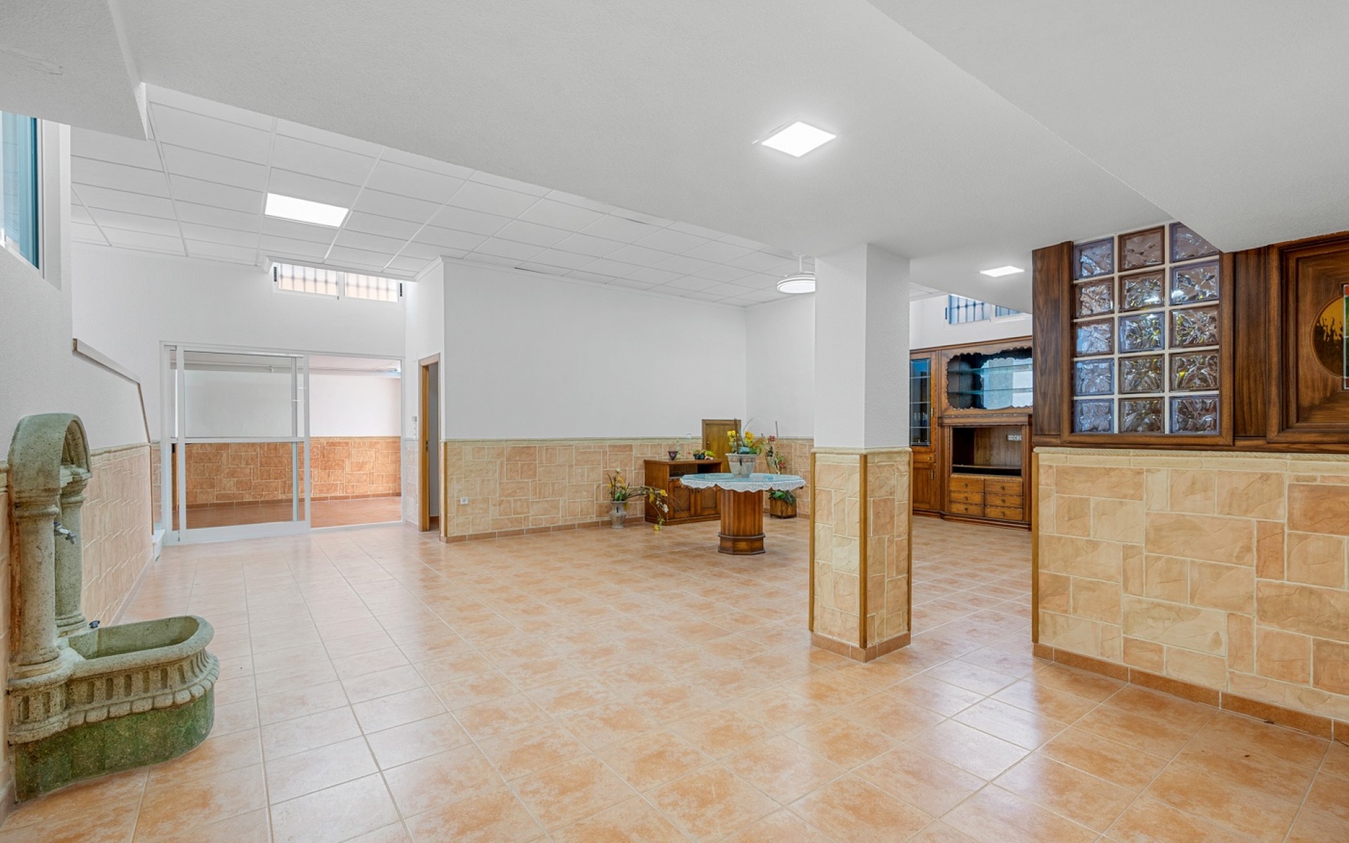 Resale - Villa - Torrevieja