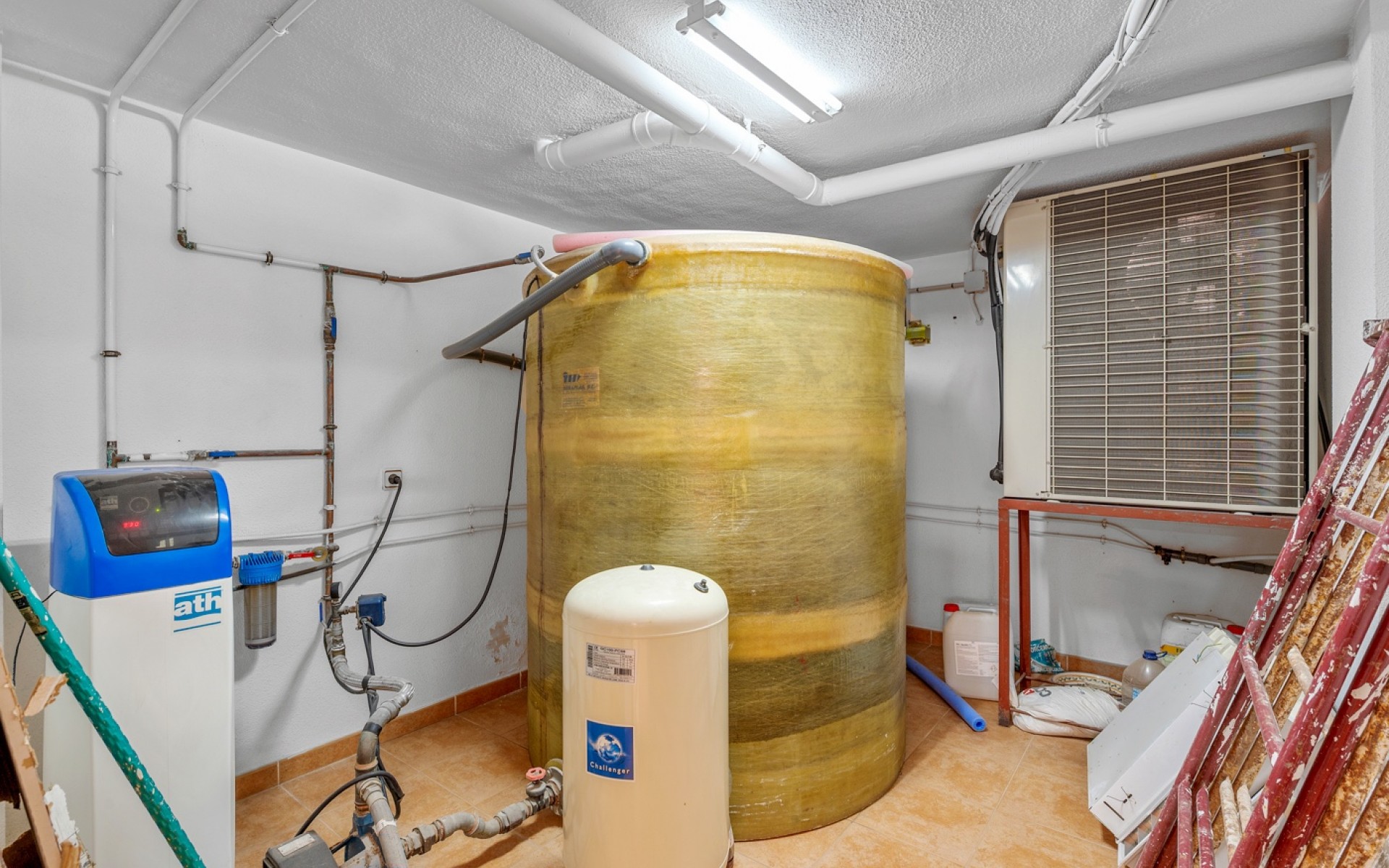 Resale - Villa - Torrevieja