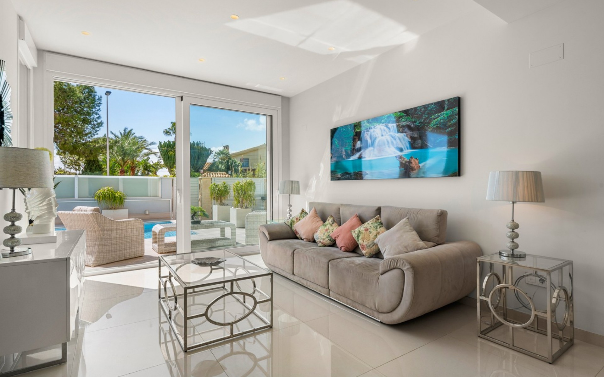 Resale - Villa - Torrevieja