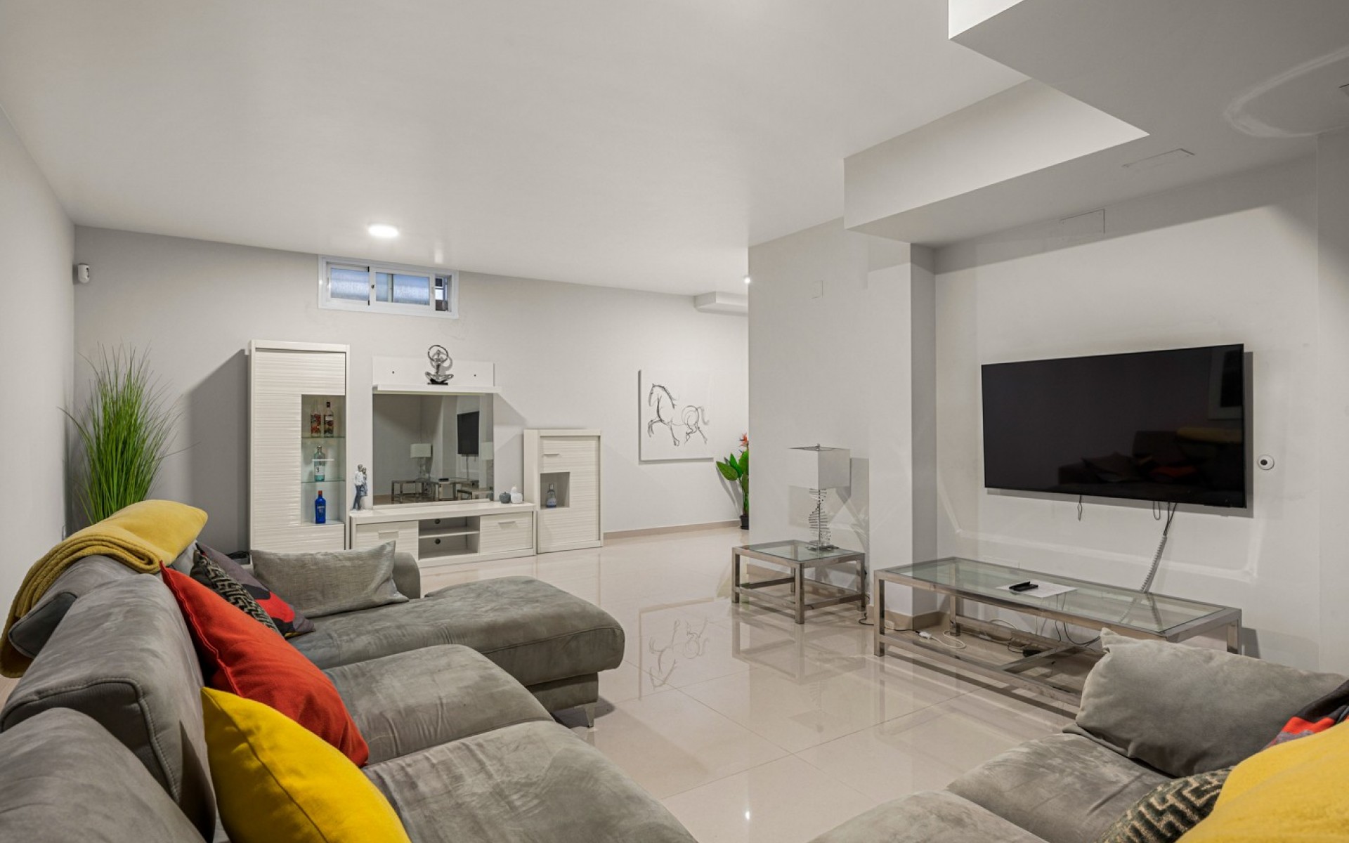 Resale - Villa - Torrevieja