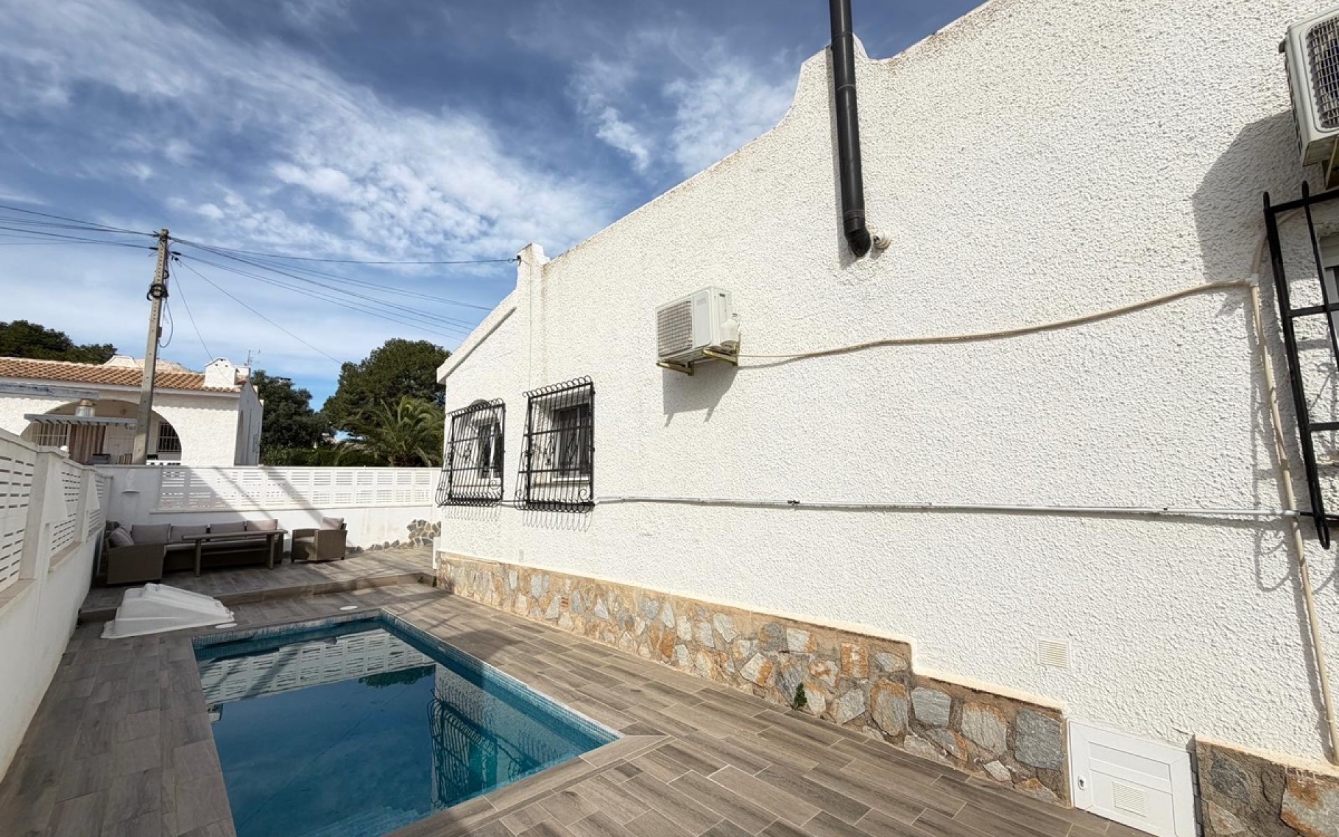 Resale - Villa - Villamartin - Blue Lagoon