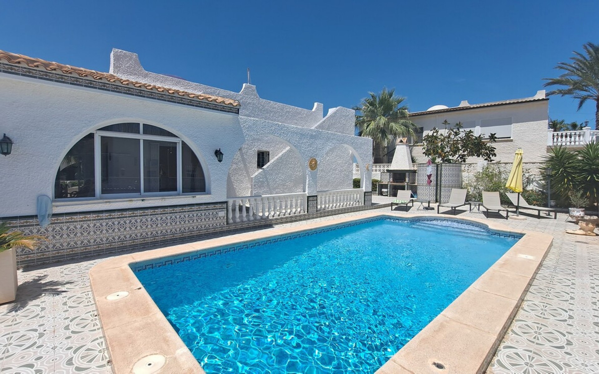 Resale - Villa - Villamartin - Blue Lagoon