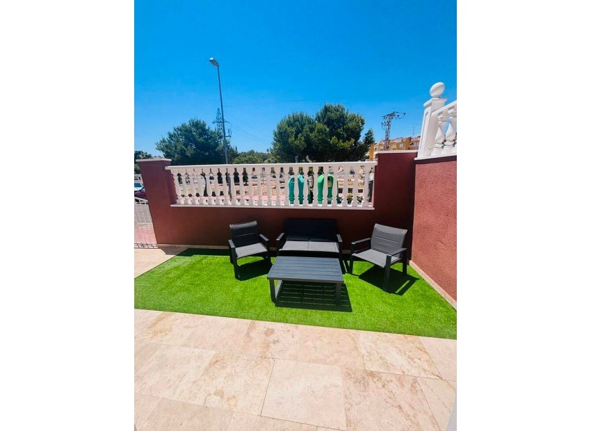 Resale - Villa - Villamartin - Blue Lagoon