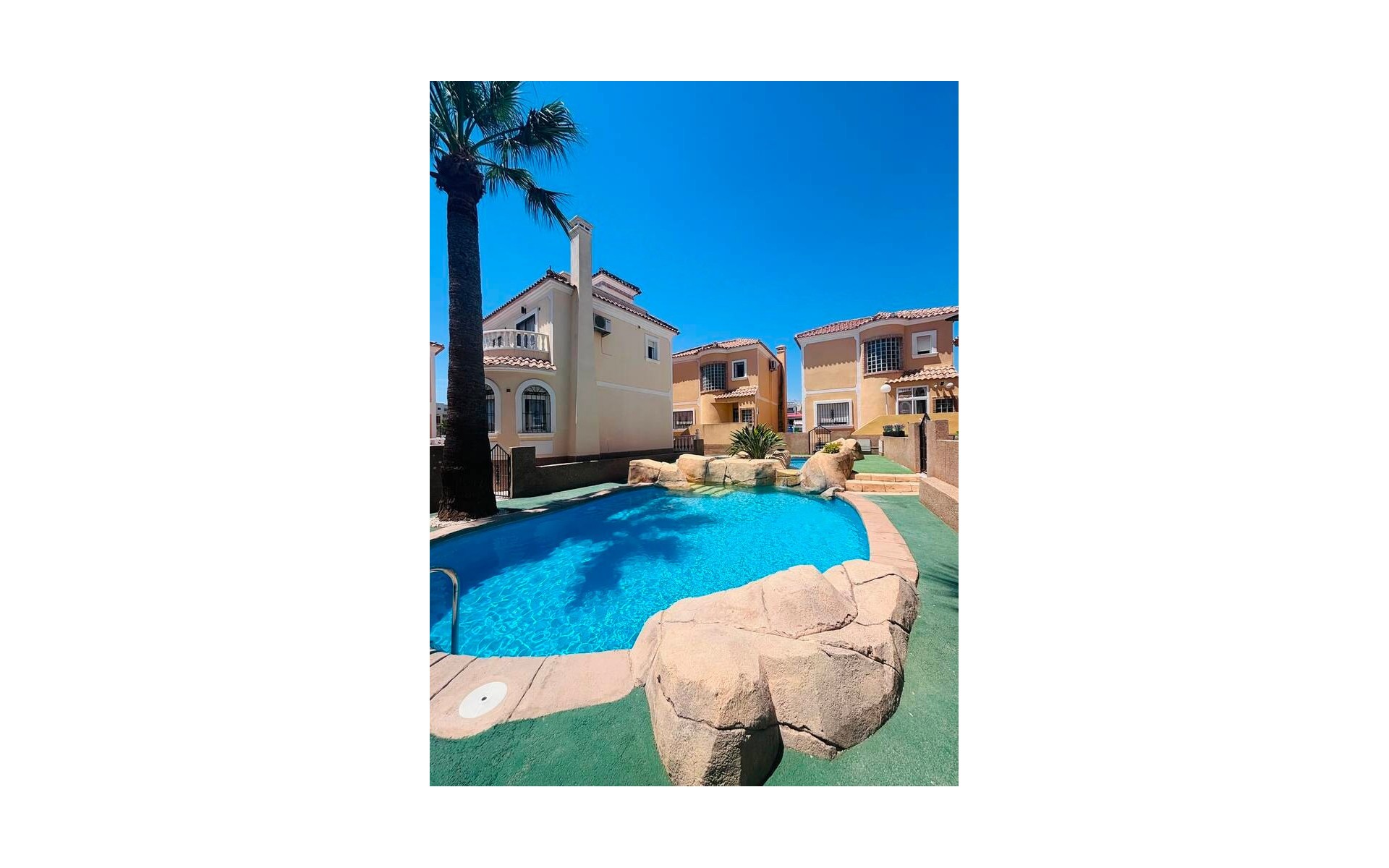 Resale - Villa - Villamartin - Blue Lagoon