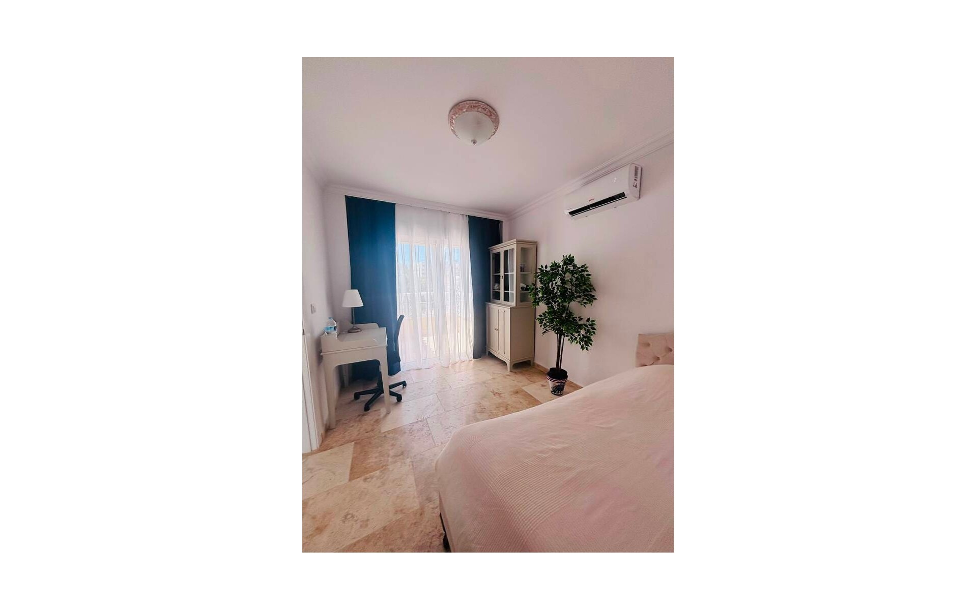 Resale - Villa - Villamartin - Blue Lagoon