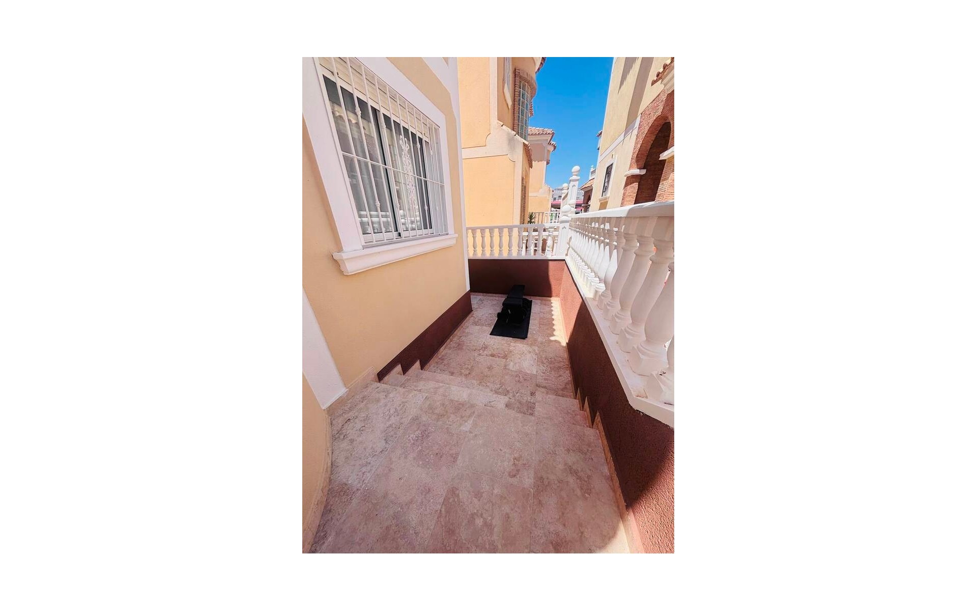 Resale - Villa - Villamartin - Blue Lagoon