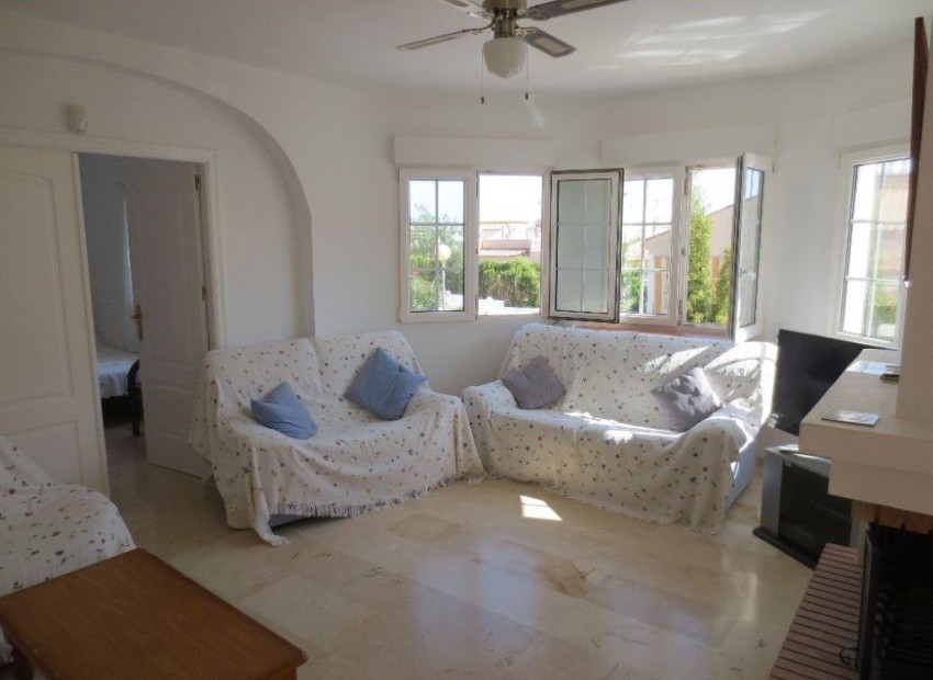Resale - Villa - Villamartin - El Galan