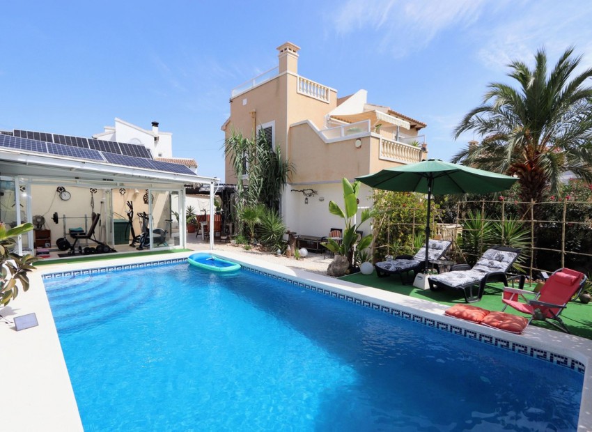 Resale - Villa - Villamartin - El Galan