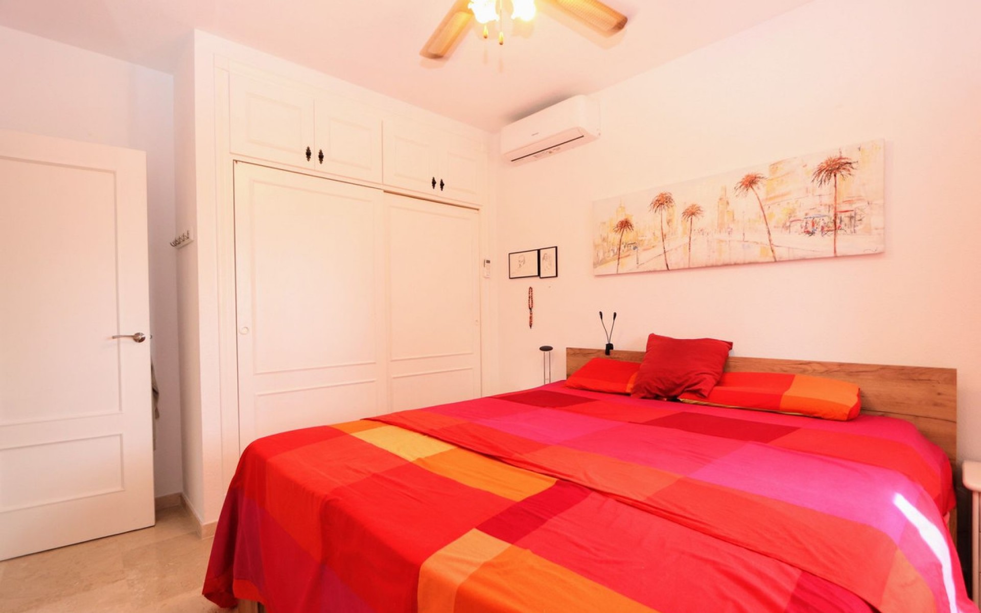 Resale - Villa - Villamartin - El Galan