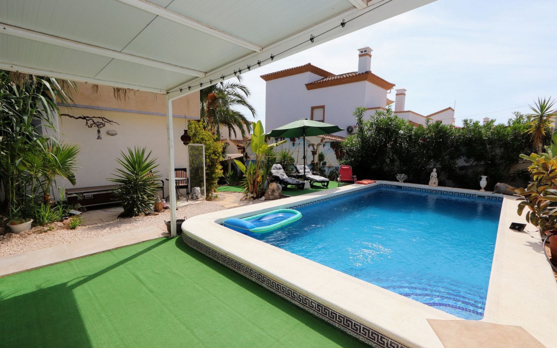 Resale - Villa - Villamartin - El Galan